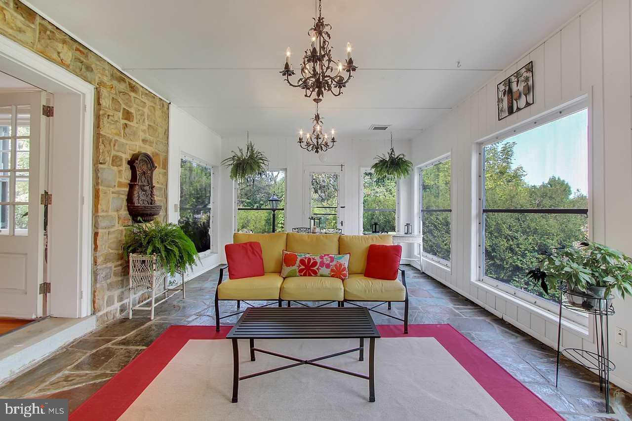 WYNDHAM HILLS - Residential