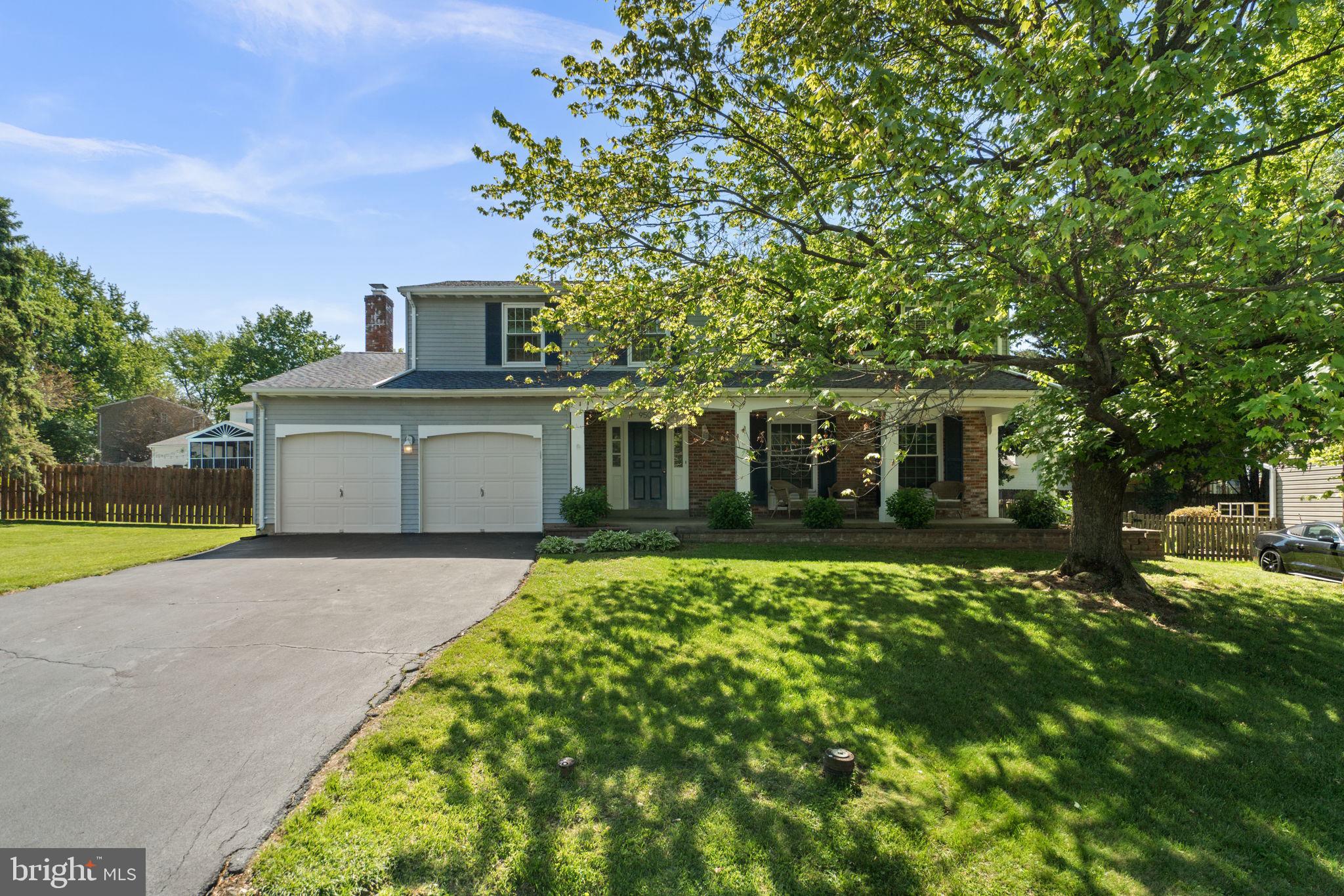 GLADE MANOR - Residential