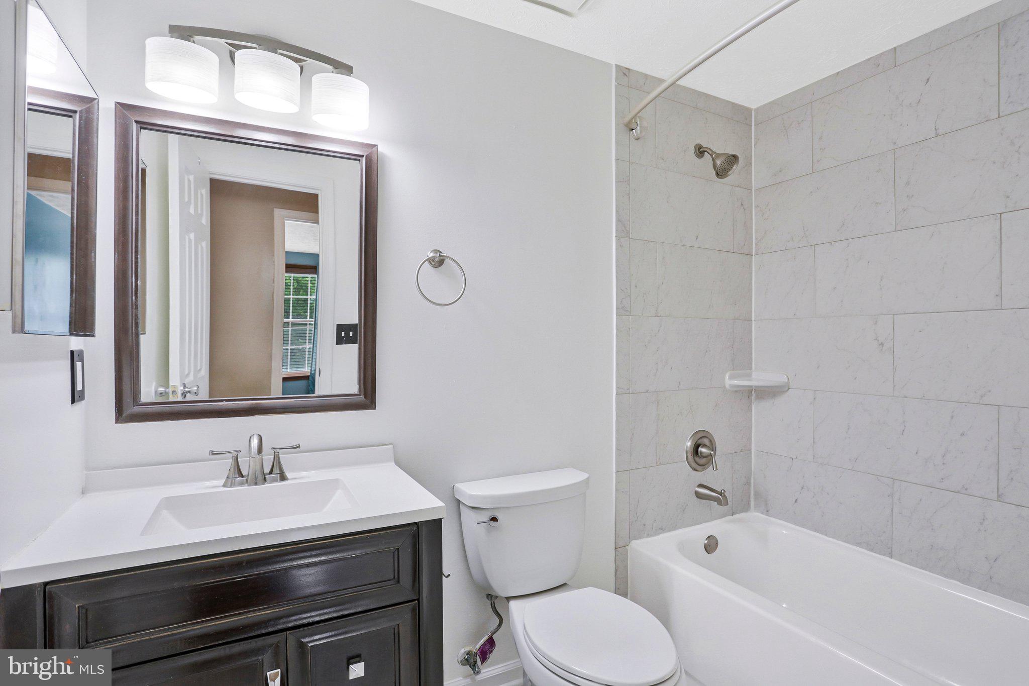 HADLEY FARMS - Residential