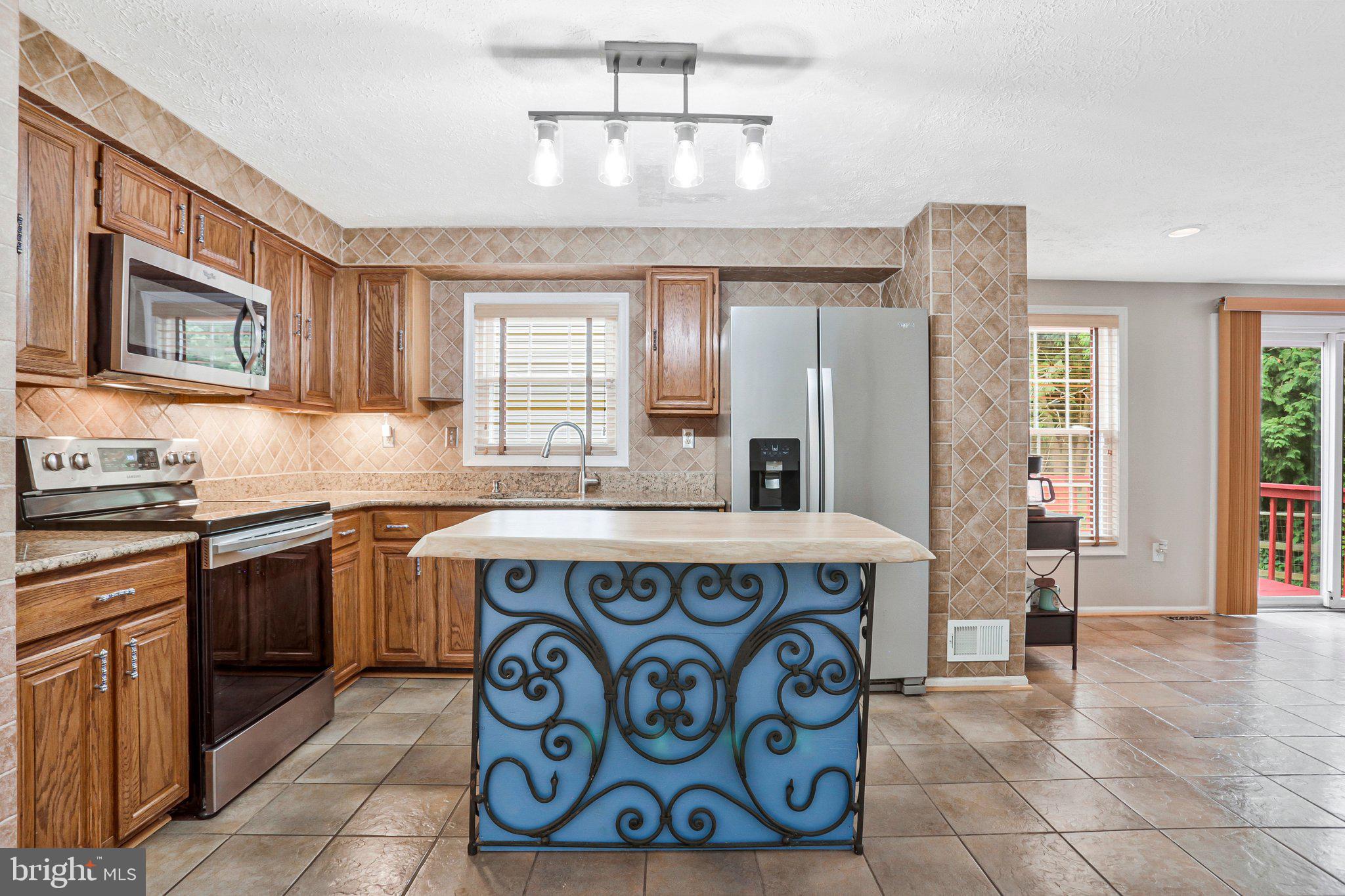 HADLEY FARMS - Residential
