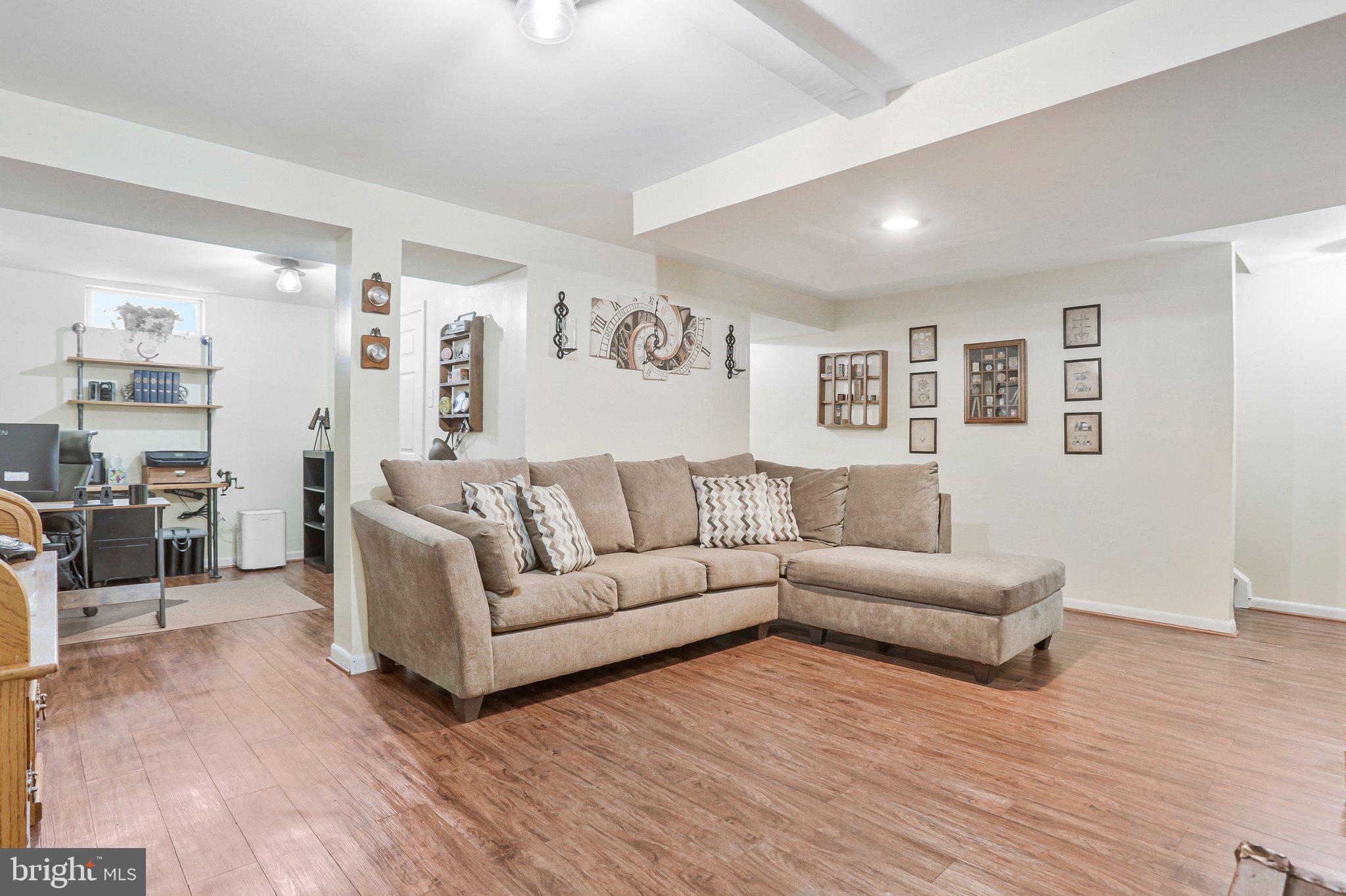HADLEY FARMS - Residential