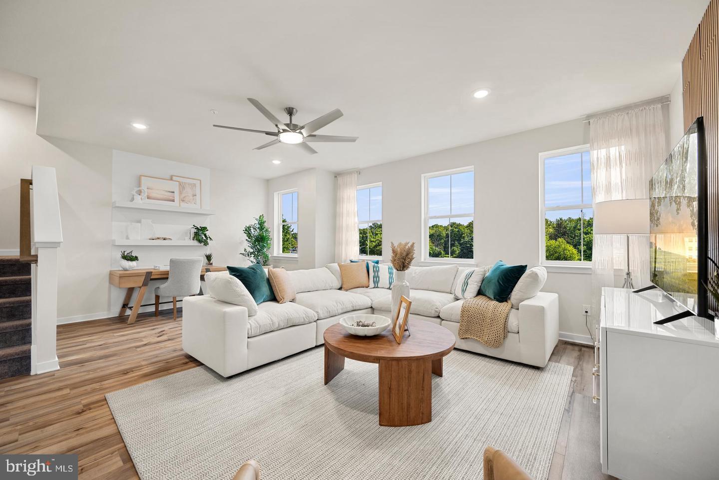 RIVER POINTE - Residential Lease
