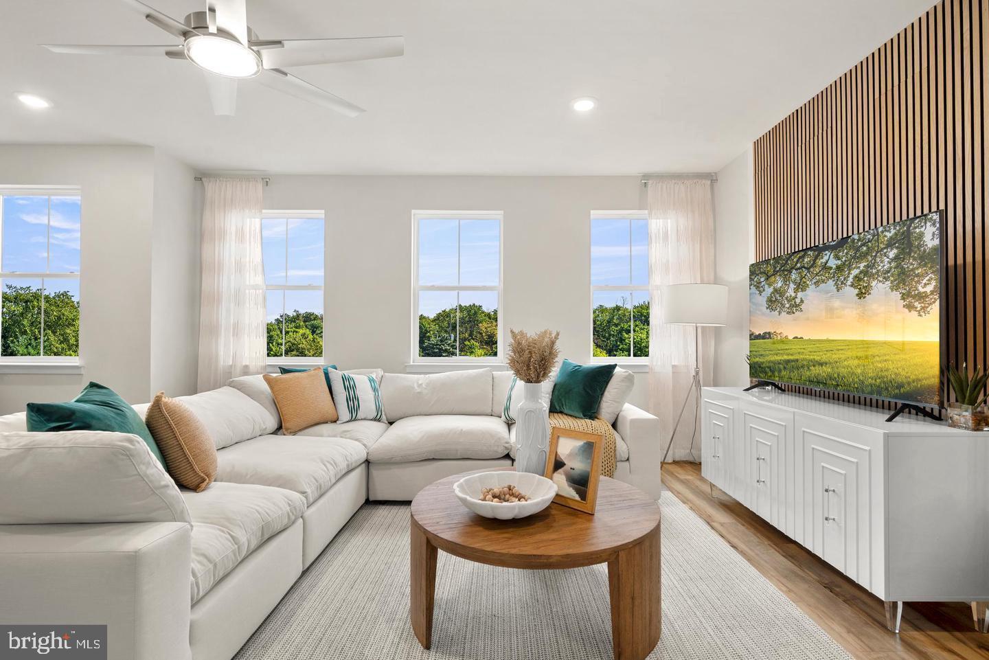 RIVER POINTE - Residential Lease