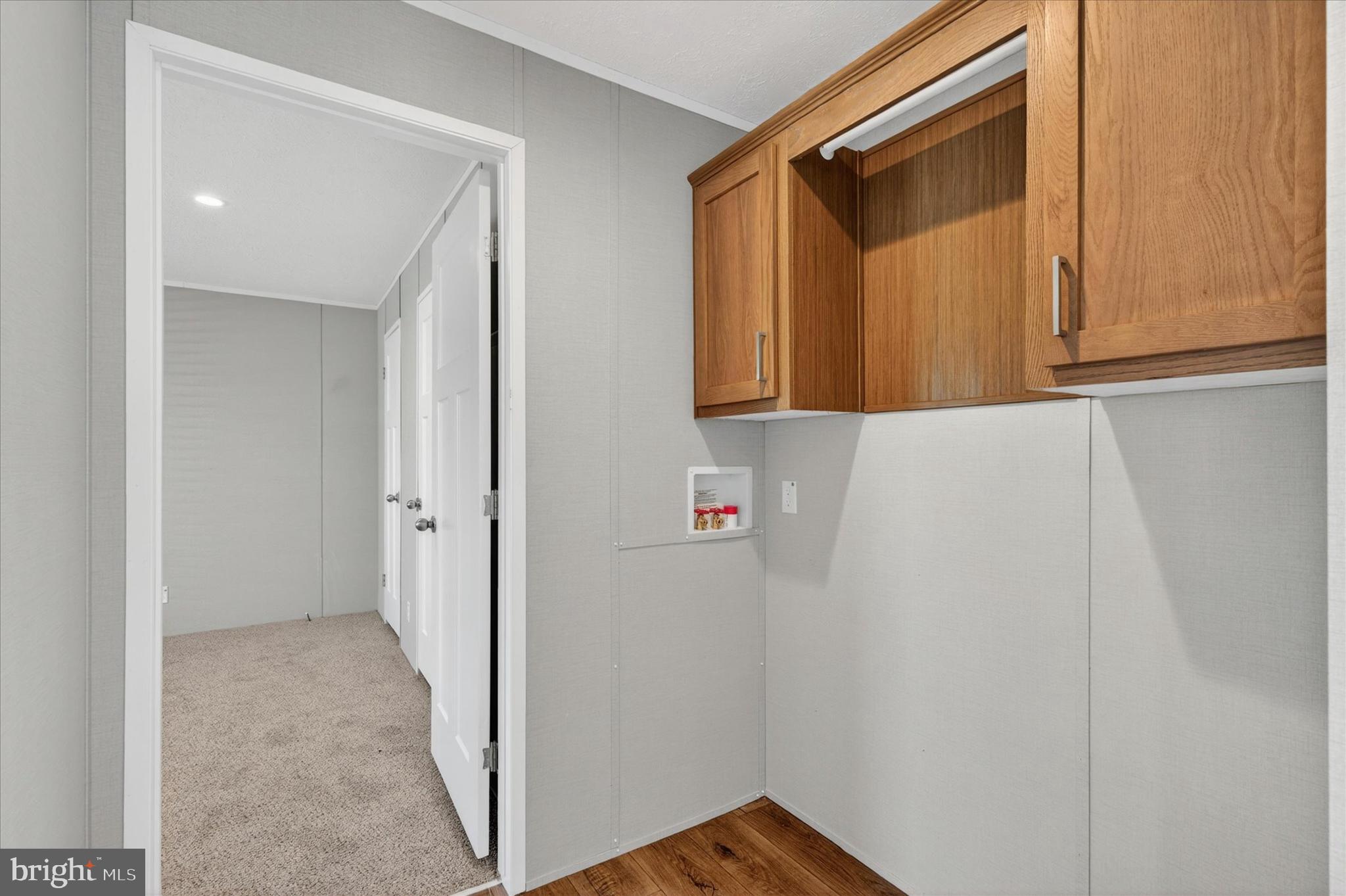 ROLLING HILLS MHP - Residential