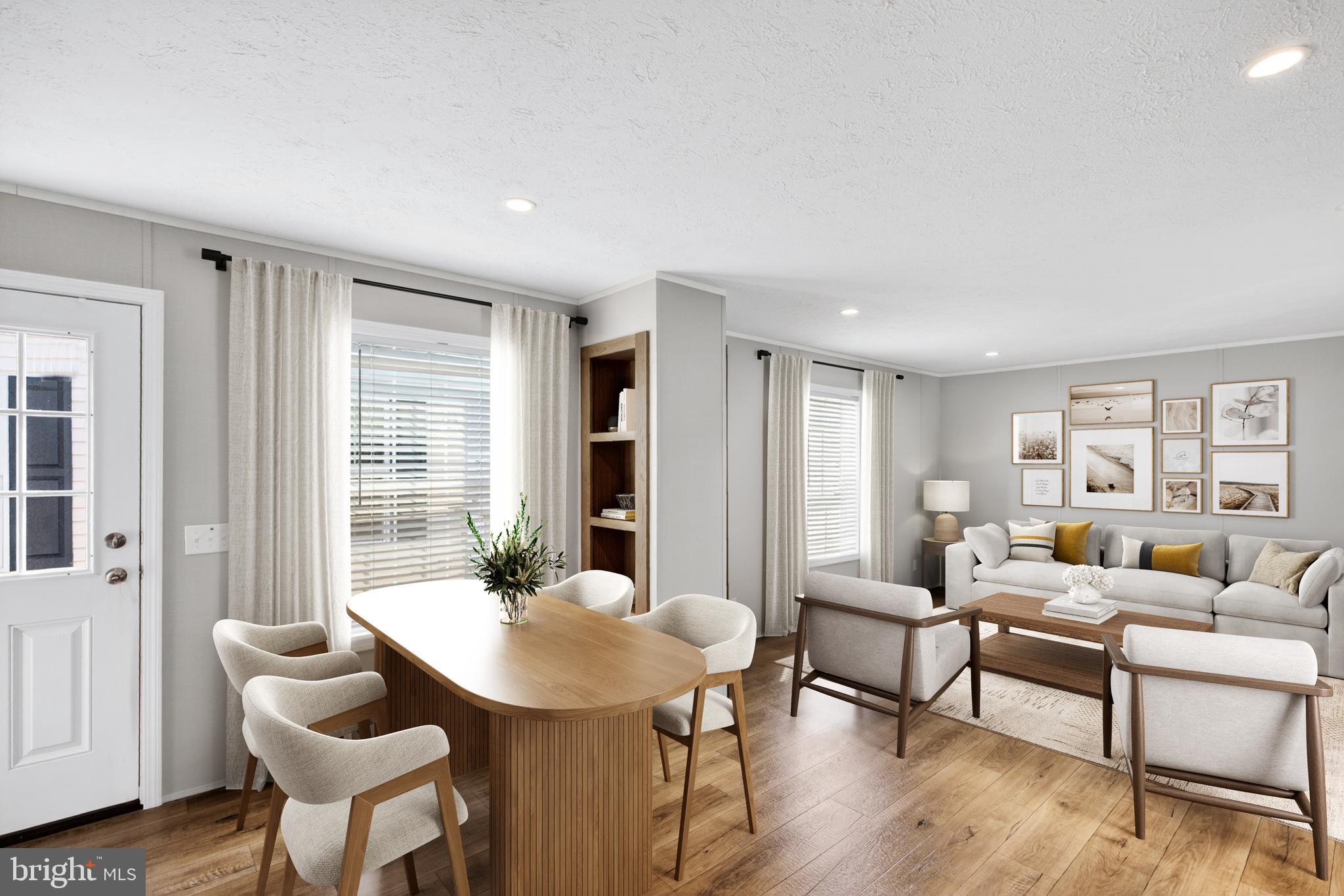 ROLLING HILLS MHP - Residential