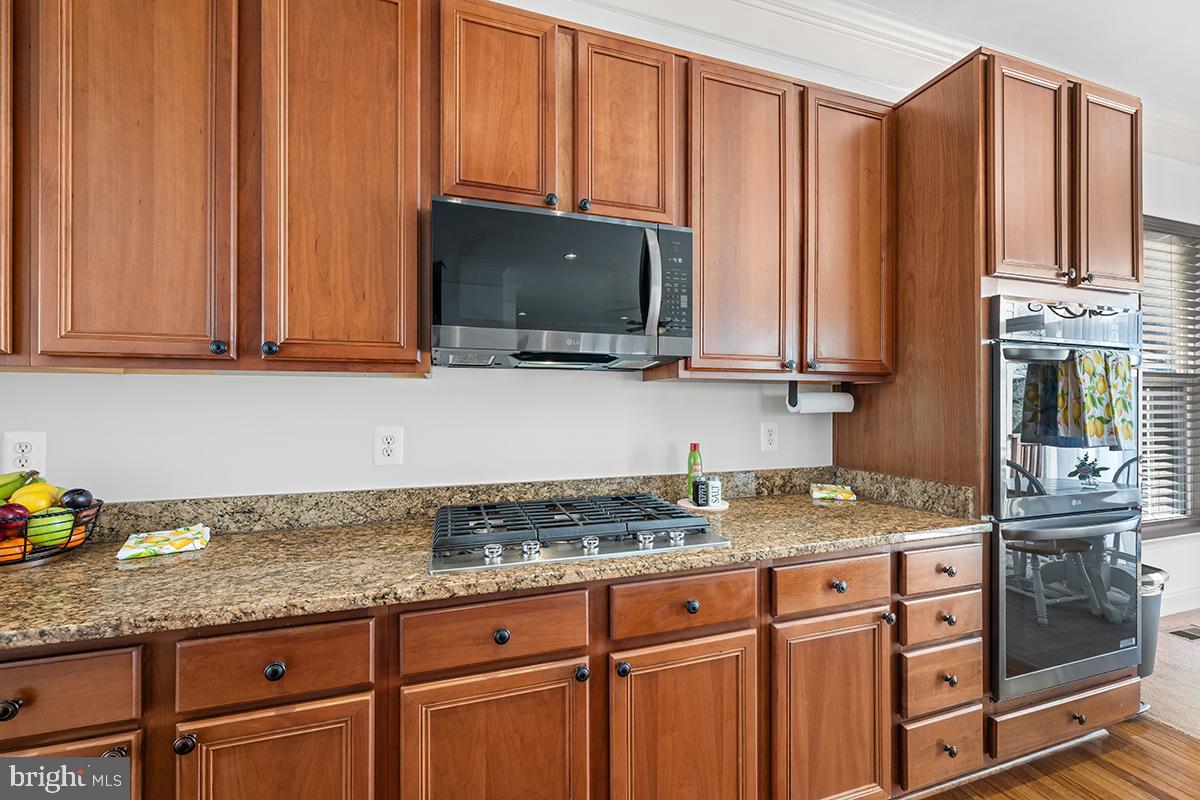 VINT HILL - Residential