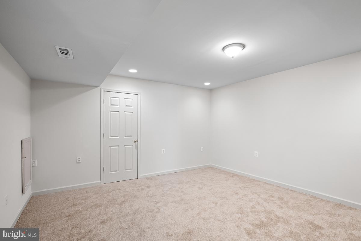 VINT HILL - Residential