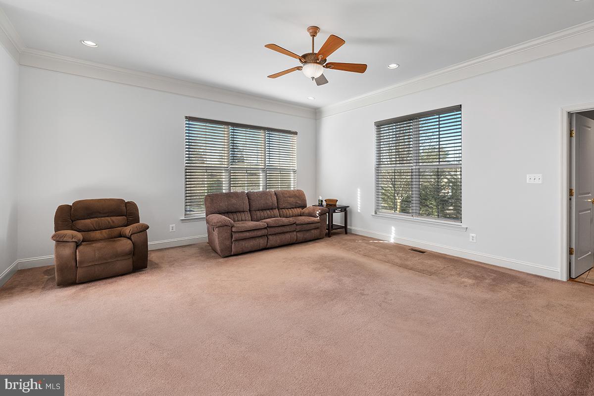 VINT HILL - Residential