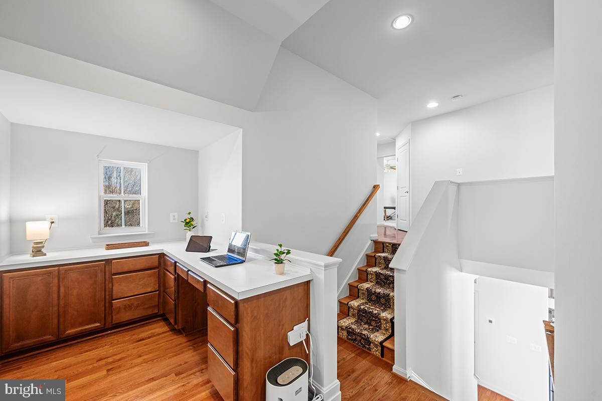 VINT HILL - Residential