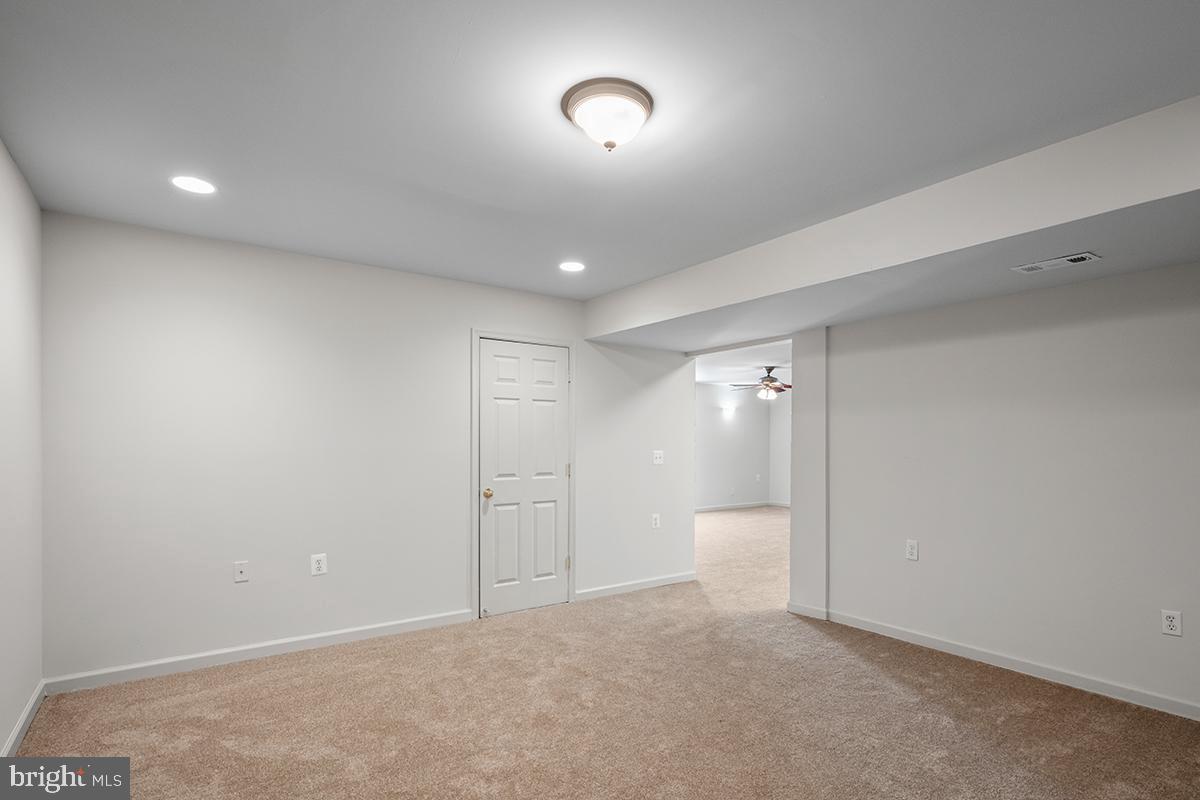 VINT HILL - Residential