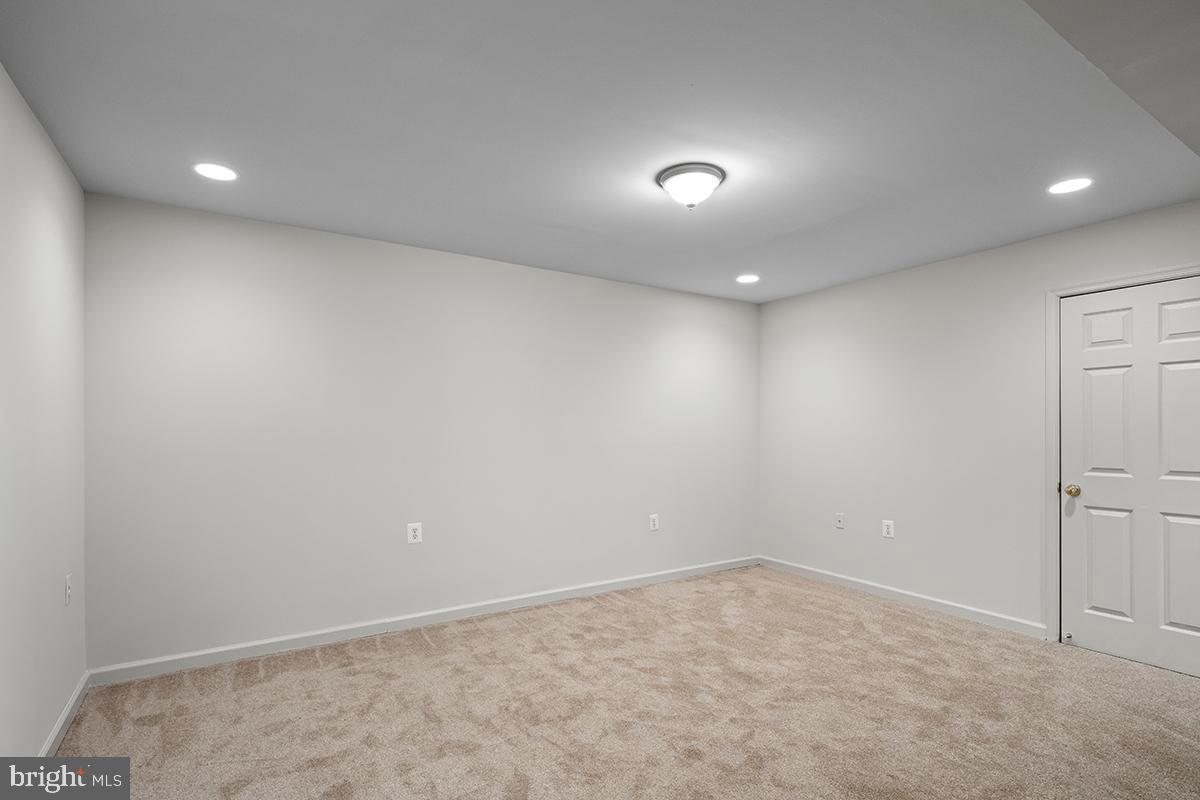 VINT HILL - Residential