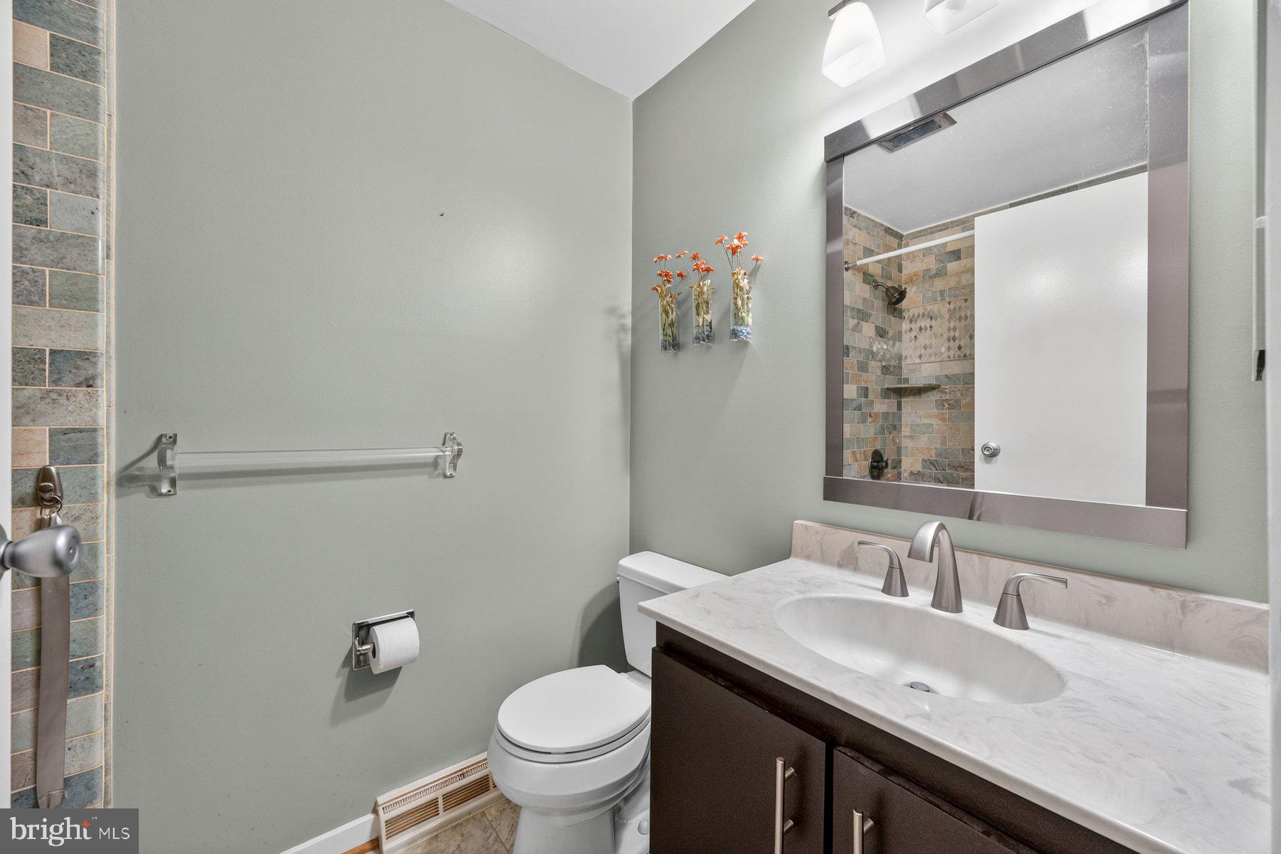 OAKLAND MILLS - Residential