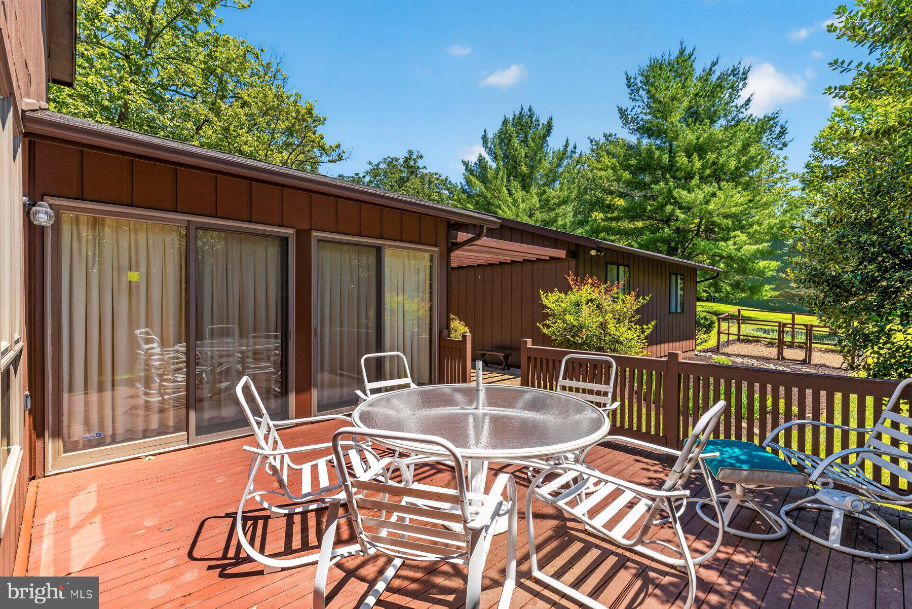 OAKLAND MILLS - Residential