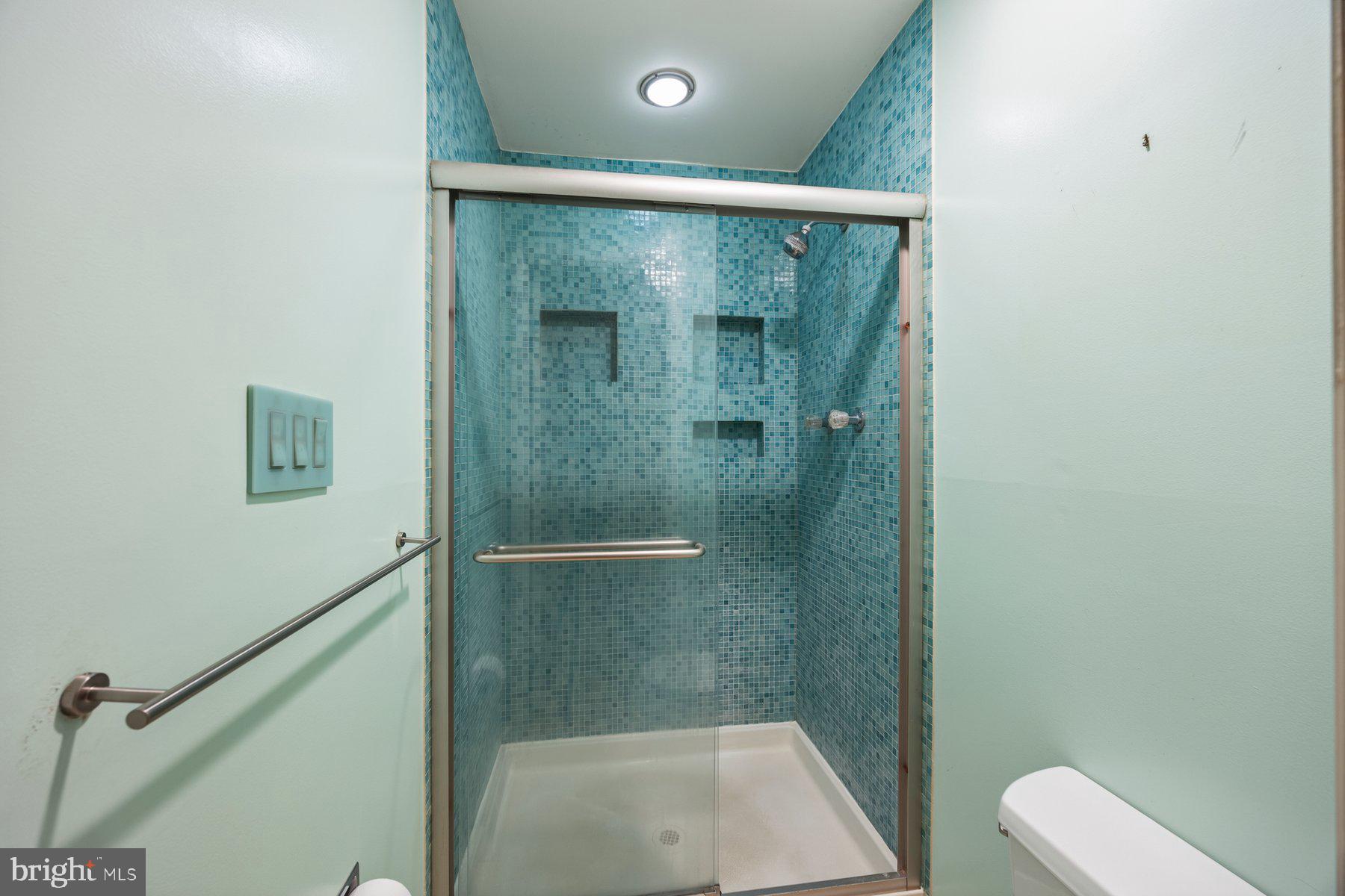 OAKLAND MILLS - Residential