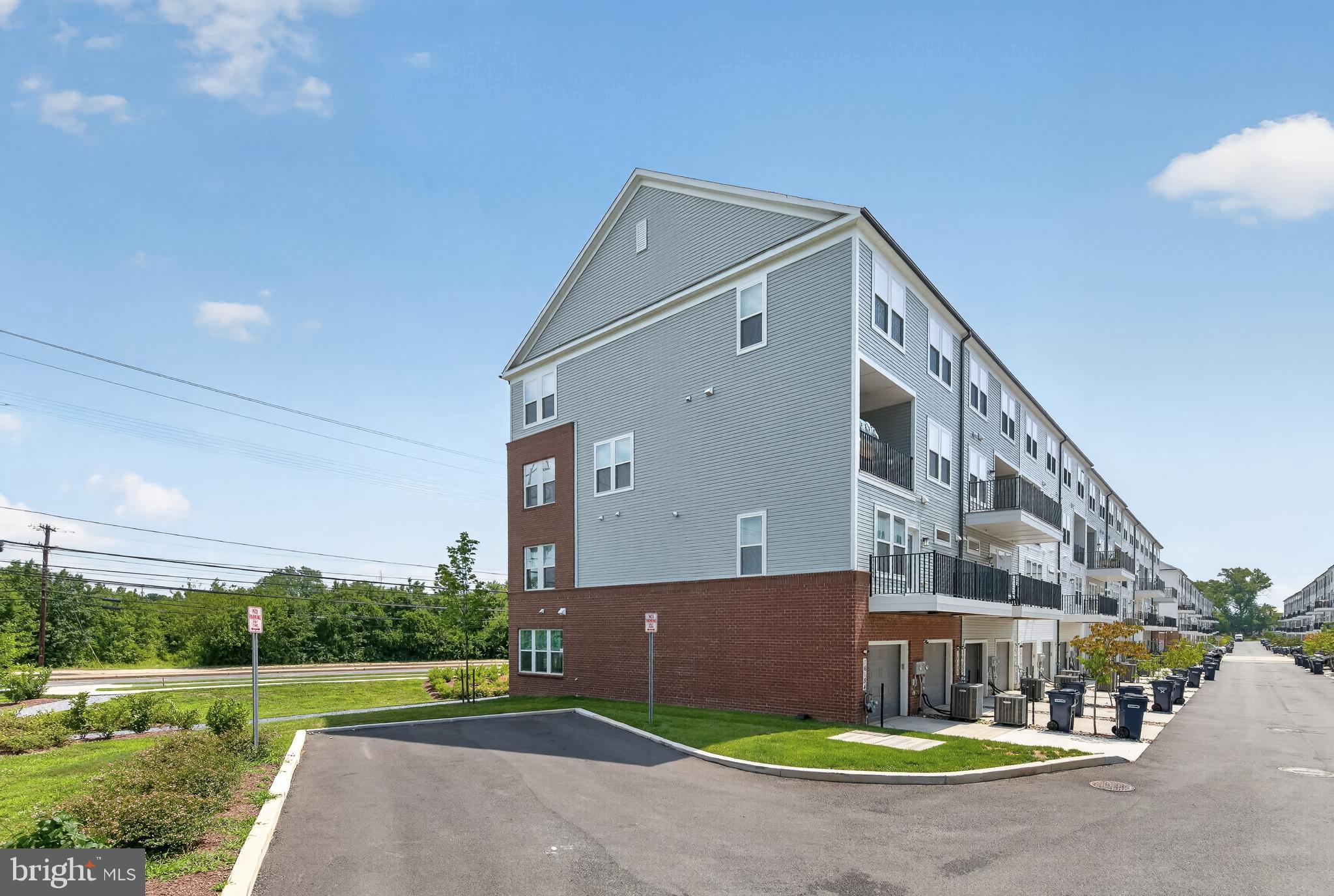 FARMSTEAD DISTRICT - Residential