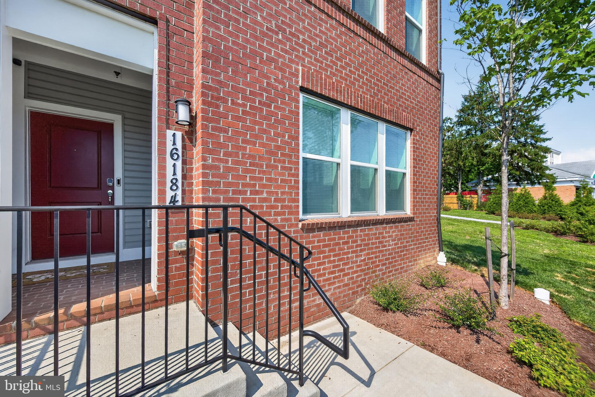 FARMSTEAD DISTRICT - Residential