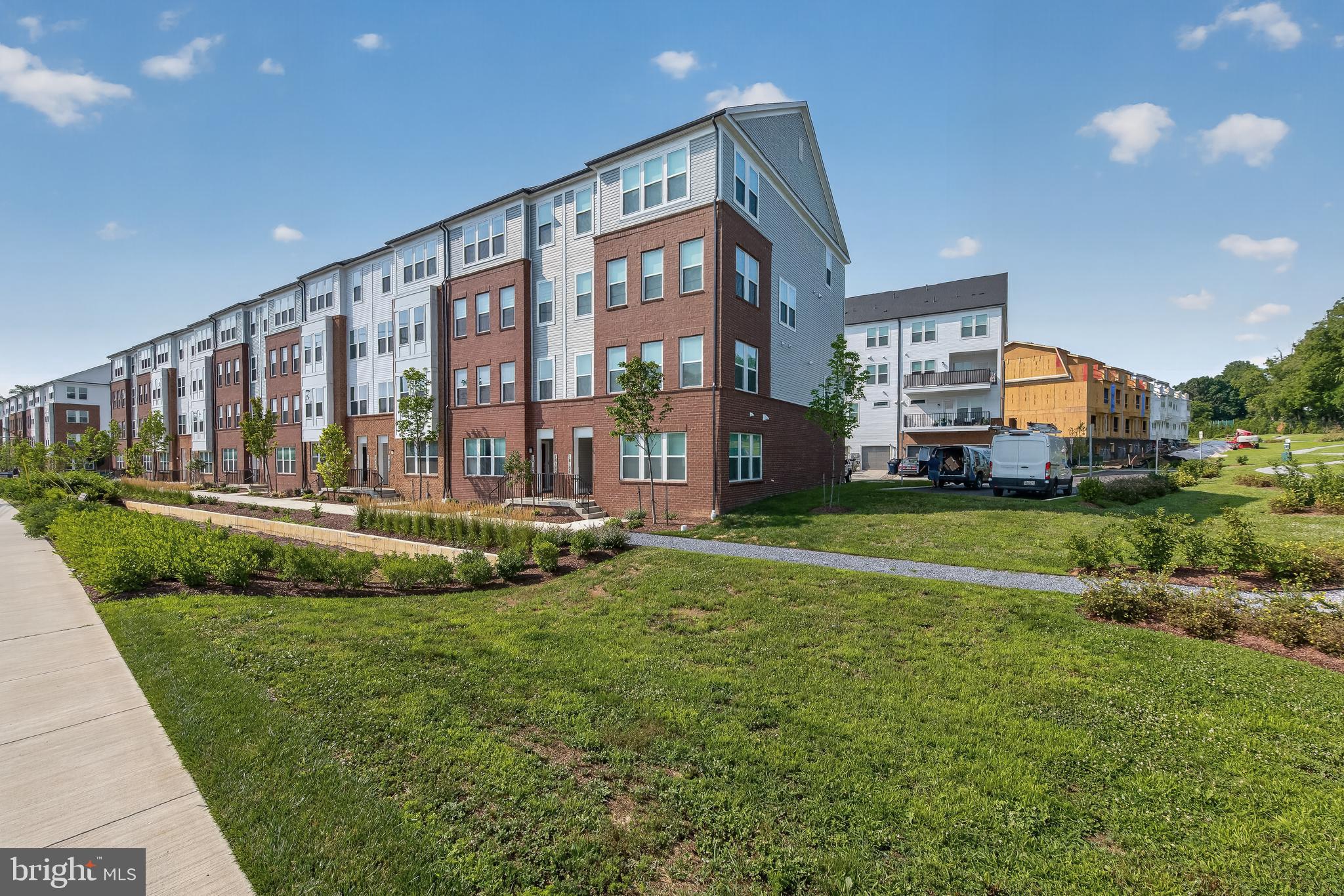 FARMSTEAD DISTRICT - Residential