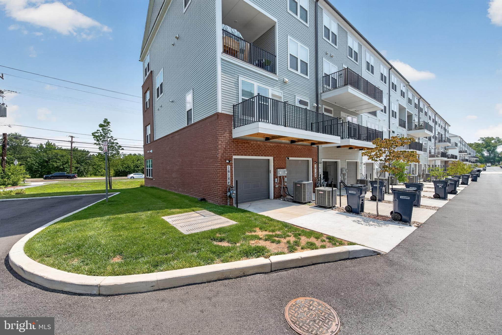 FARMSTEAD DISTRICT - Residential