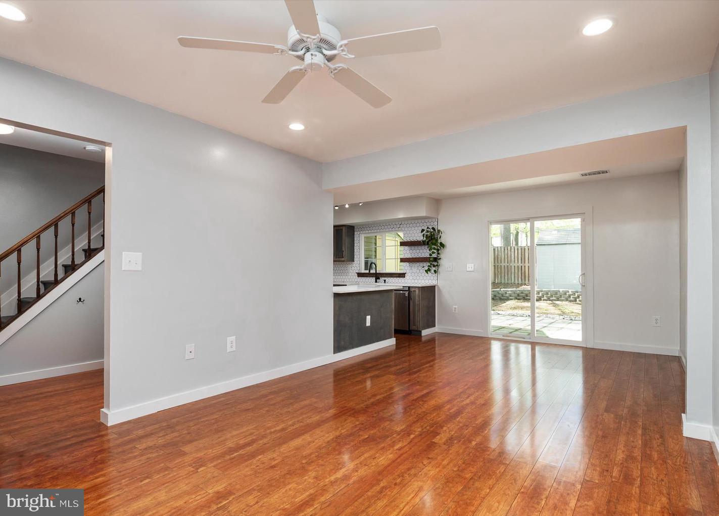 ST CHARLES SUB - WAKEFIELD - Residential Lease