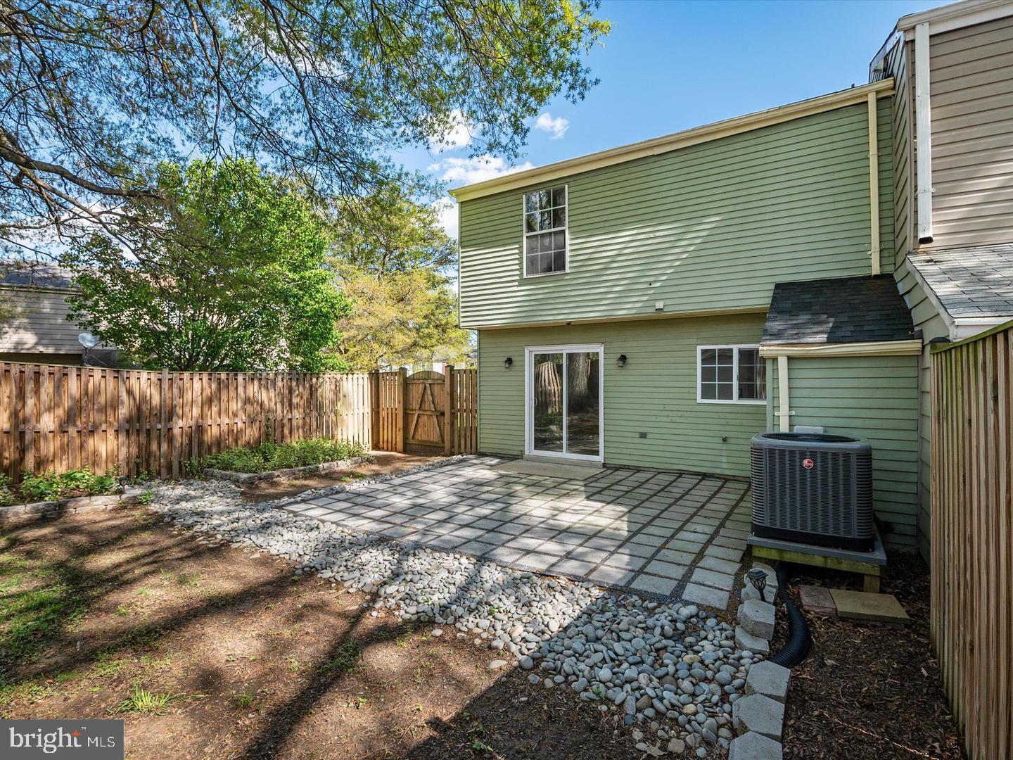 ST CHARLES SUB - WAKEFIELD - Residential Lease