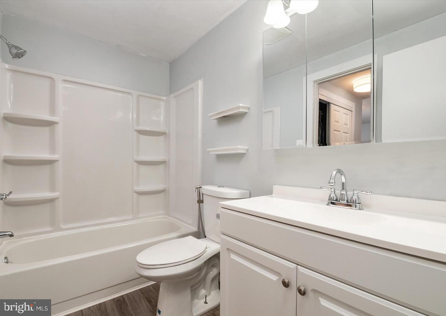 ST CHARLES SUB - WAKEFIELD - Residential Lease