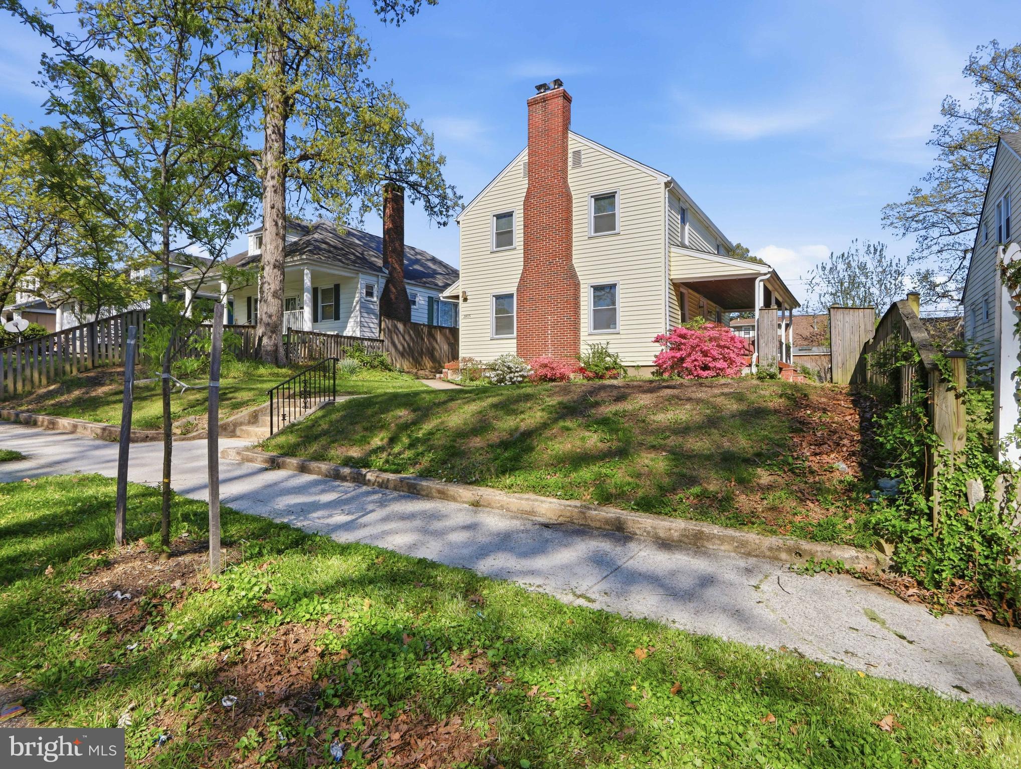 WINDSOR HILLS - Residential