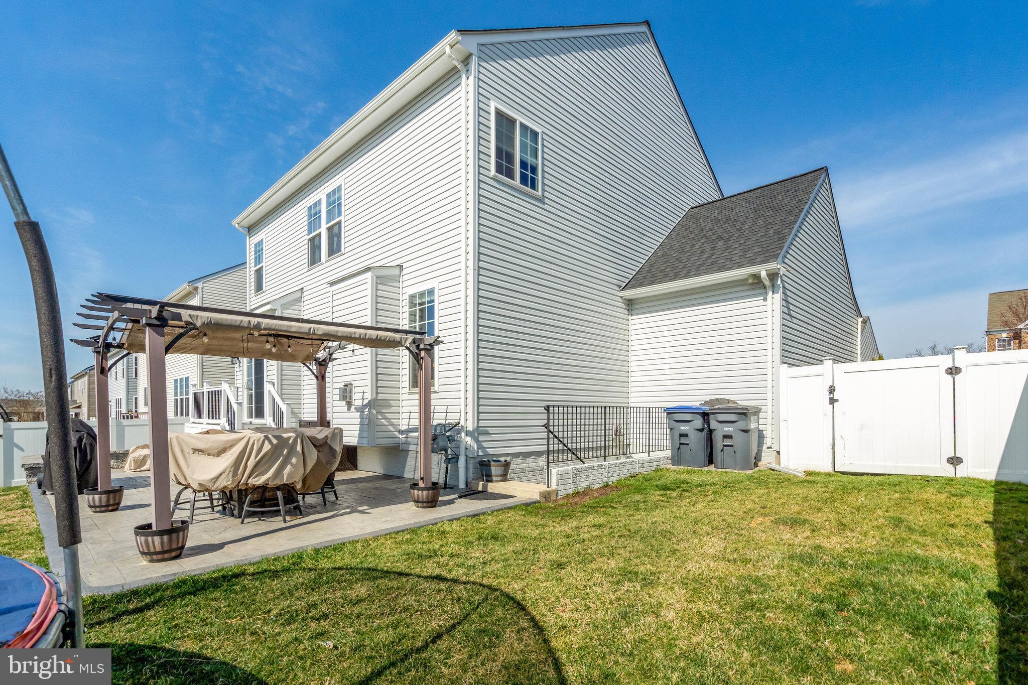 HOPE HILL CROSSING - Residential