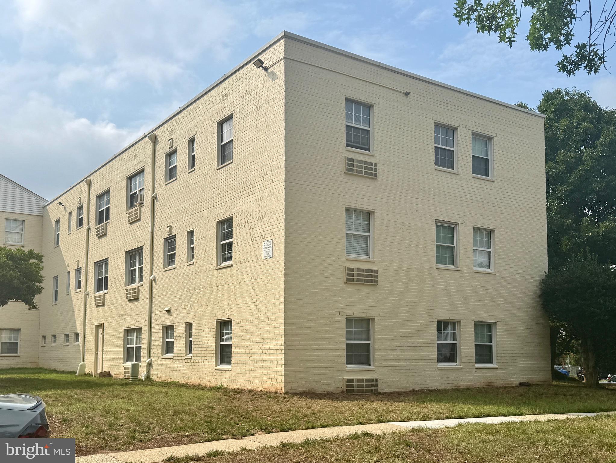 FARRINGTON PLACE - Residential