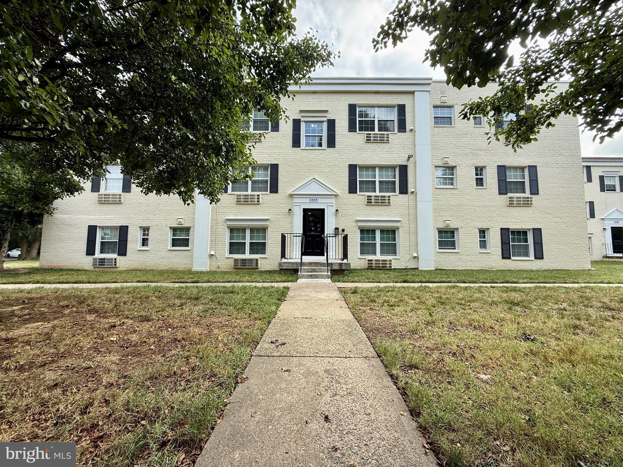 FARRINGTON PLACE - Residential