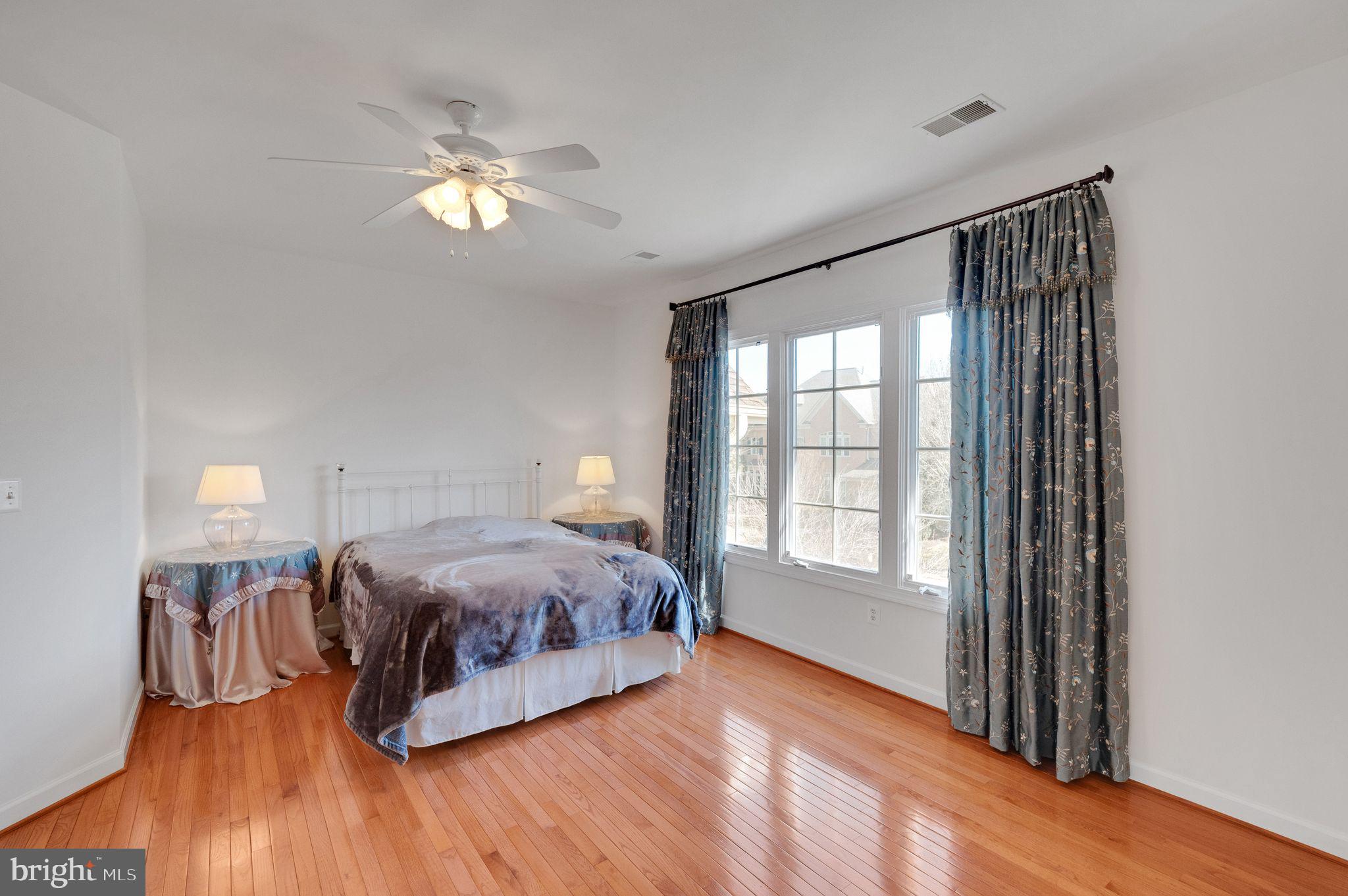LAKE MANASSAS - Residential
