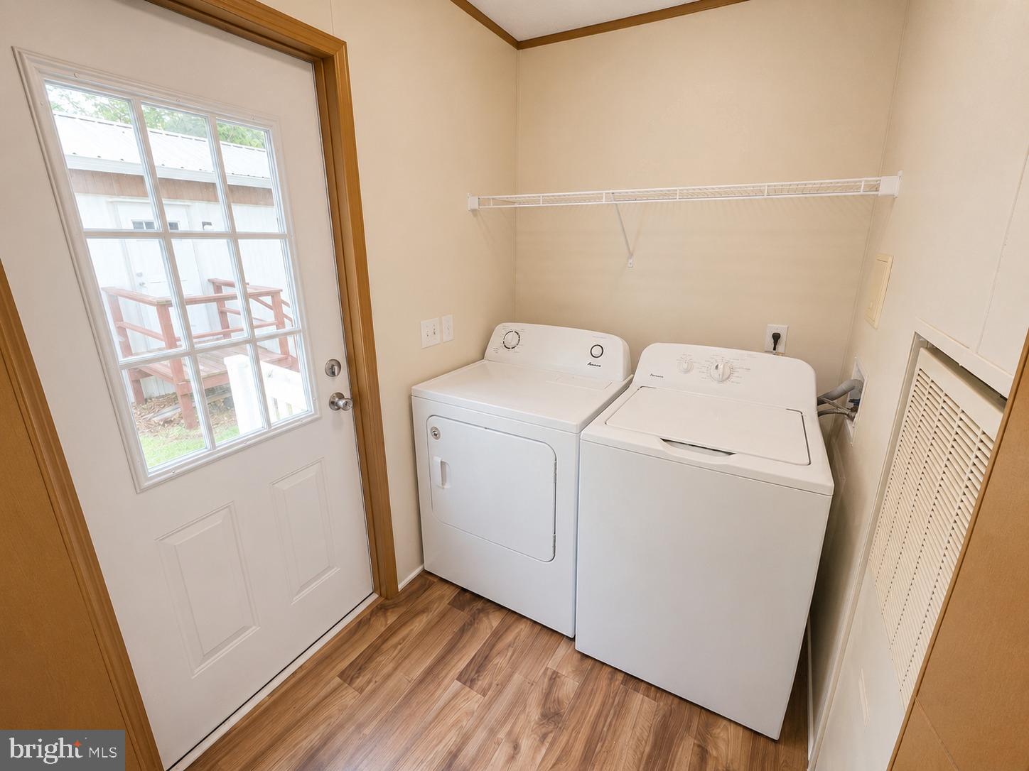 WHISPERING PINE MHP - Residential