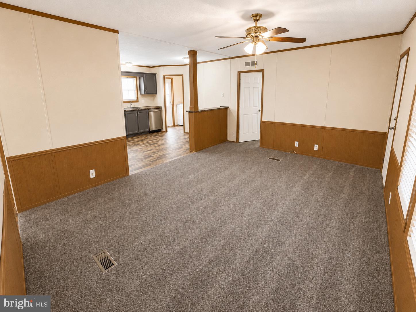 WHISPERING PINE MHP - Residential