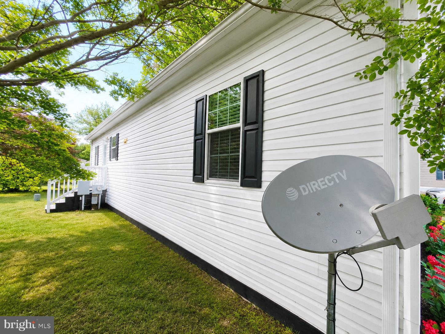 WHISPERING PINE MHP - Residential