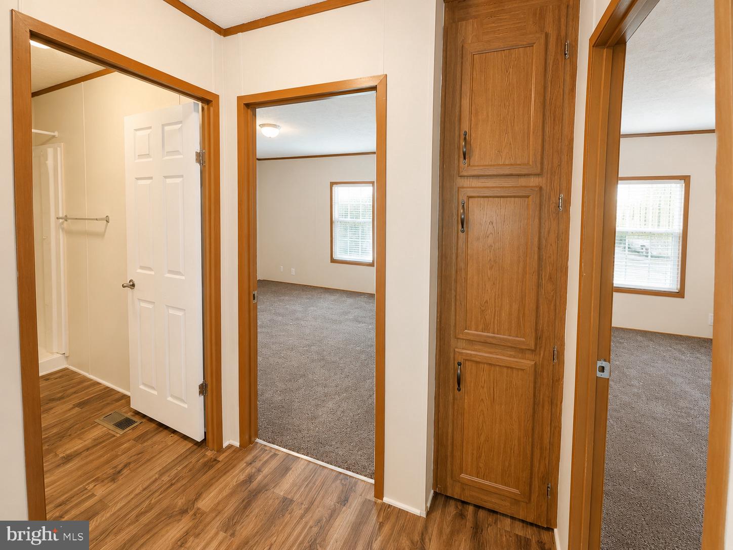 WHISPERING PINE MHP - Residential