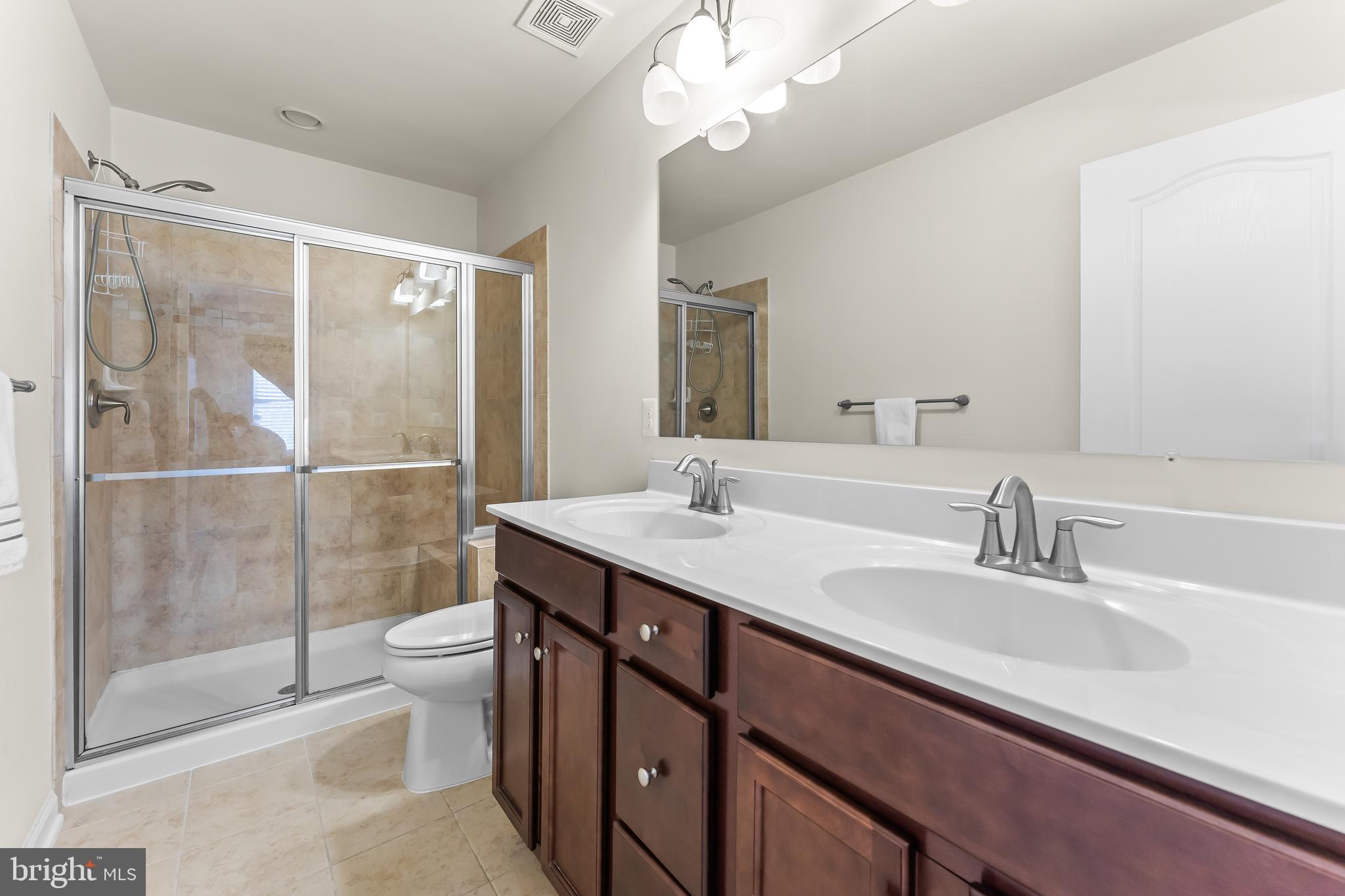 RAPPAHANNOCK LANDING - Residential Lease