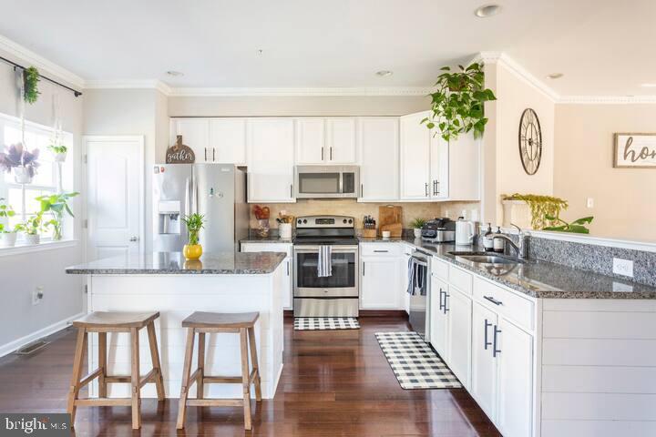SOMERTON VALLEY - Residential Lease