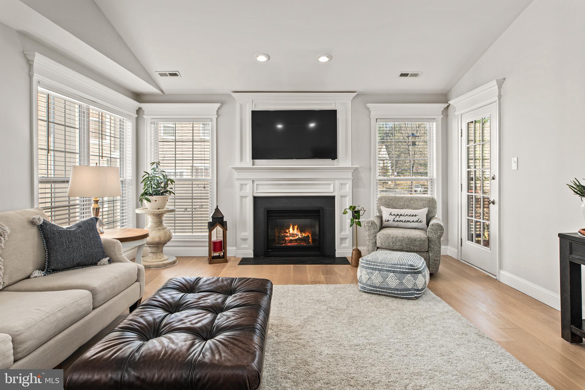 CHARLESTOWN HUNT - Residential