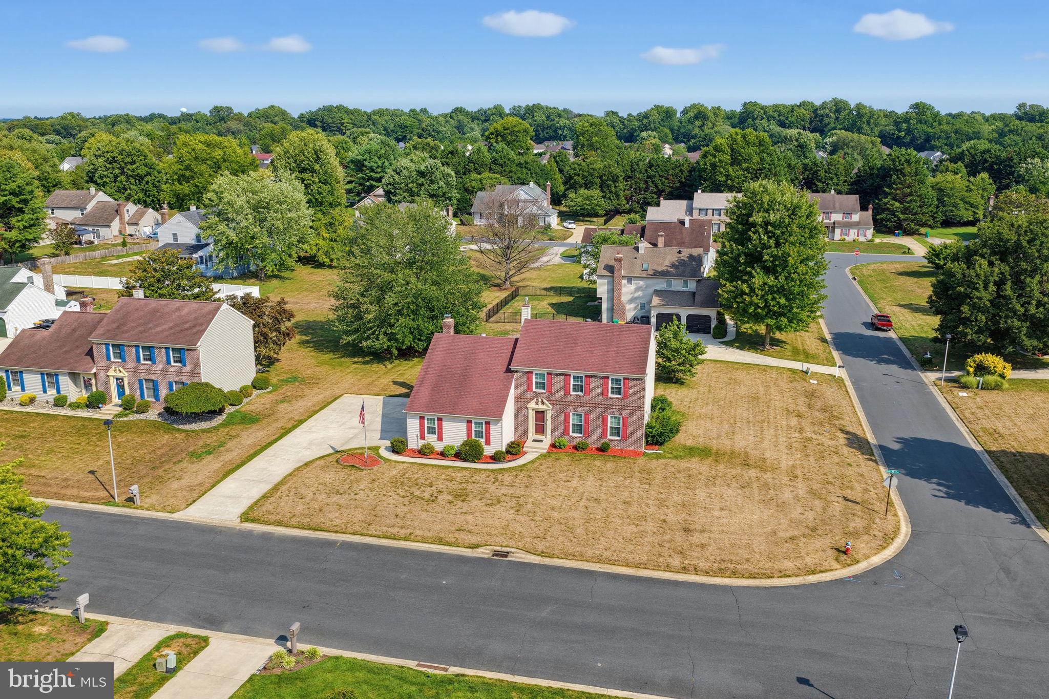 EAGLES NEST - Residential