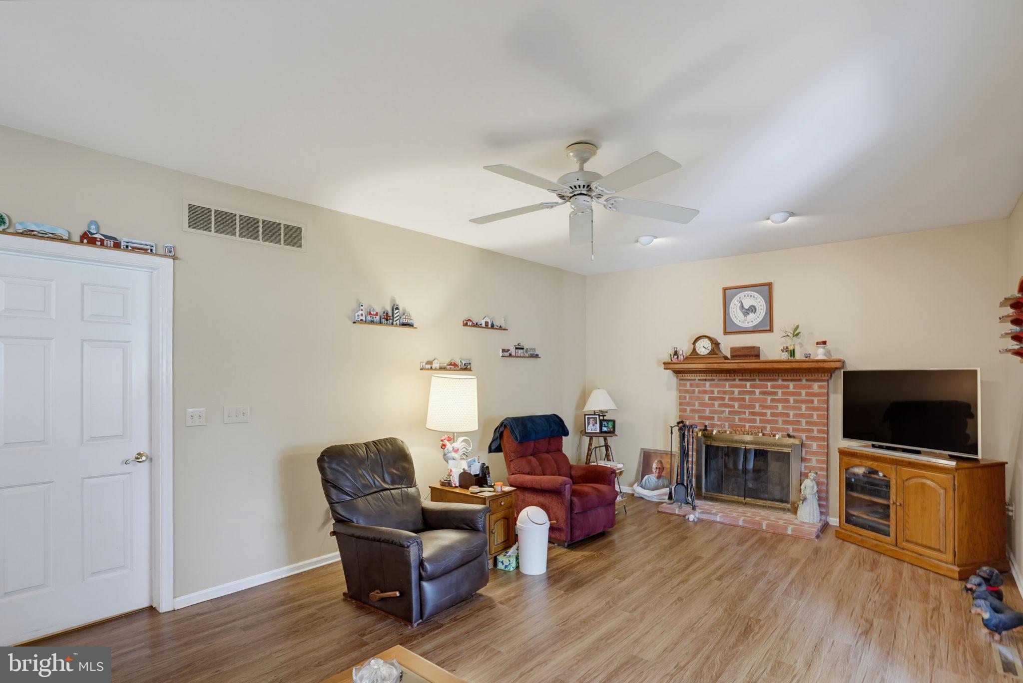EAGLES NEST - Residential
