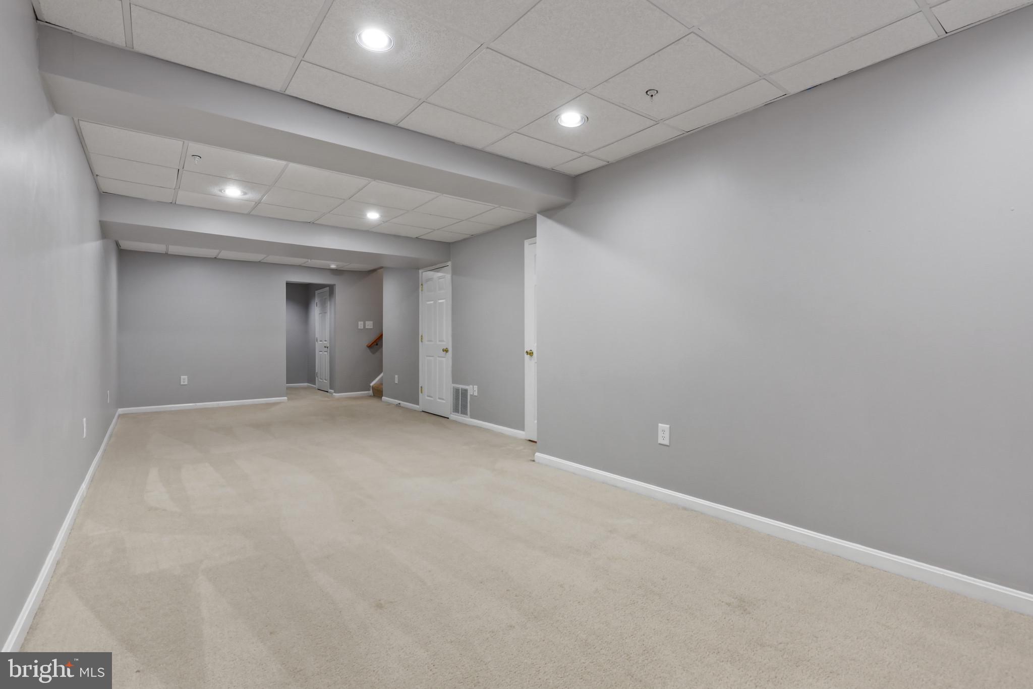 ROSEDALE - Residential Lease