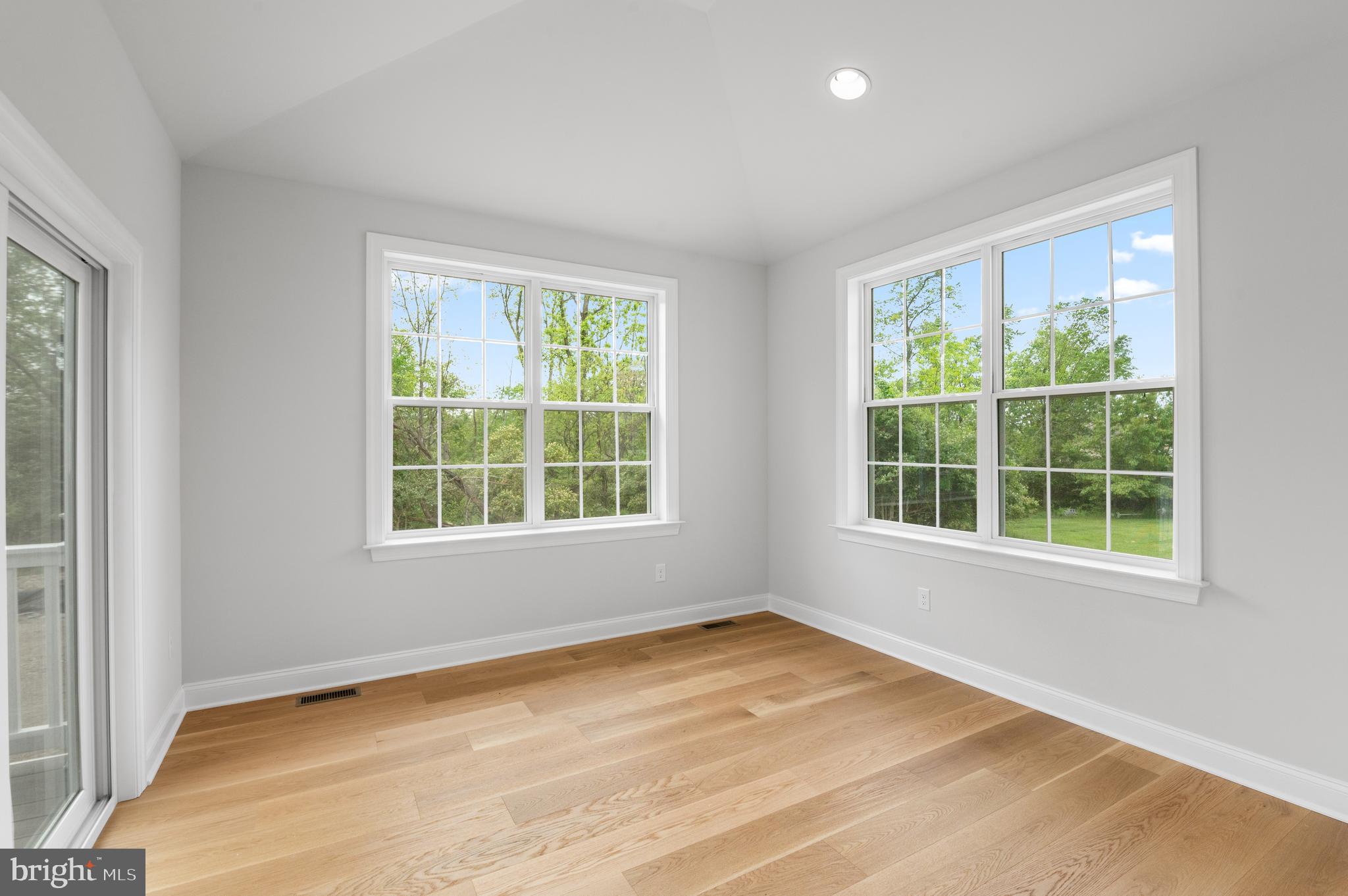 ARDEN RESERVE - Residential