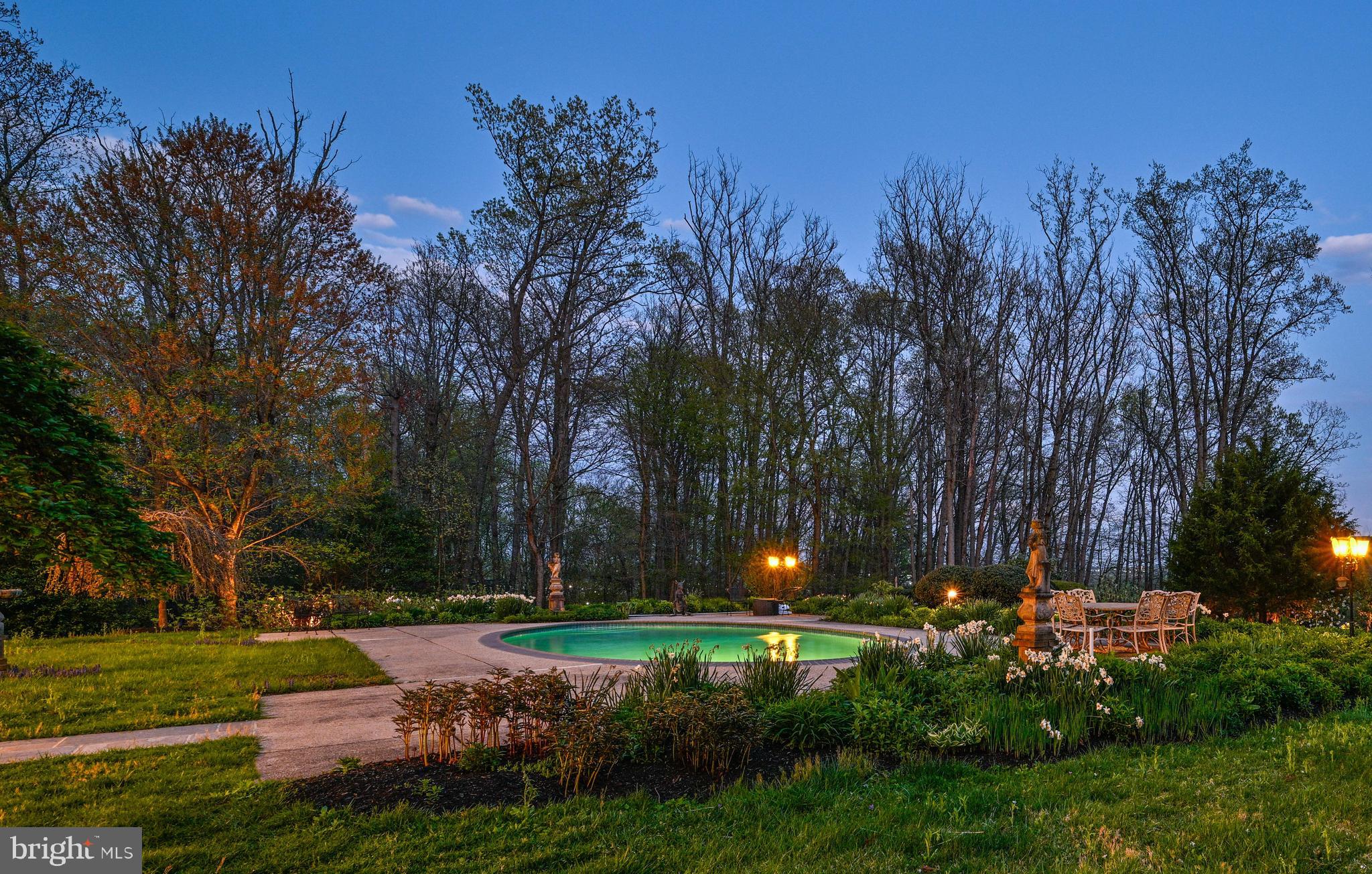 IVY HILL - Residential