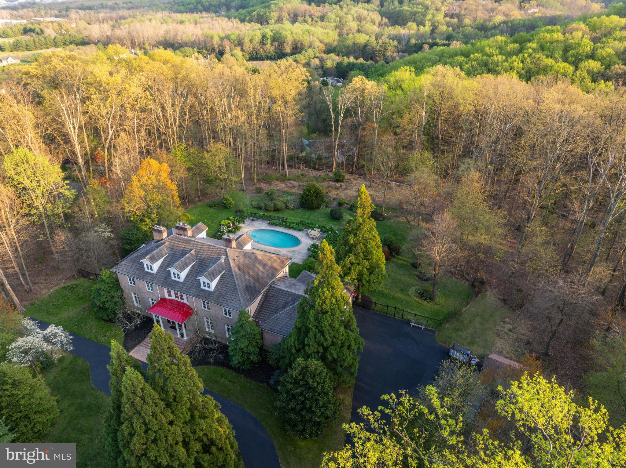 IVY HILL - Residential