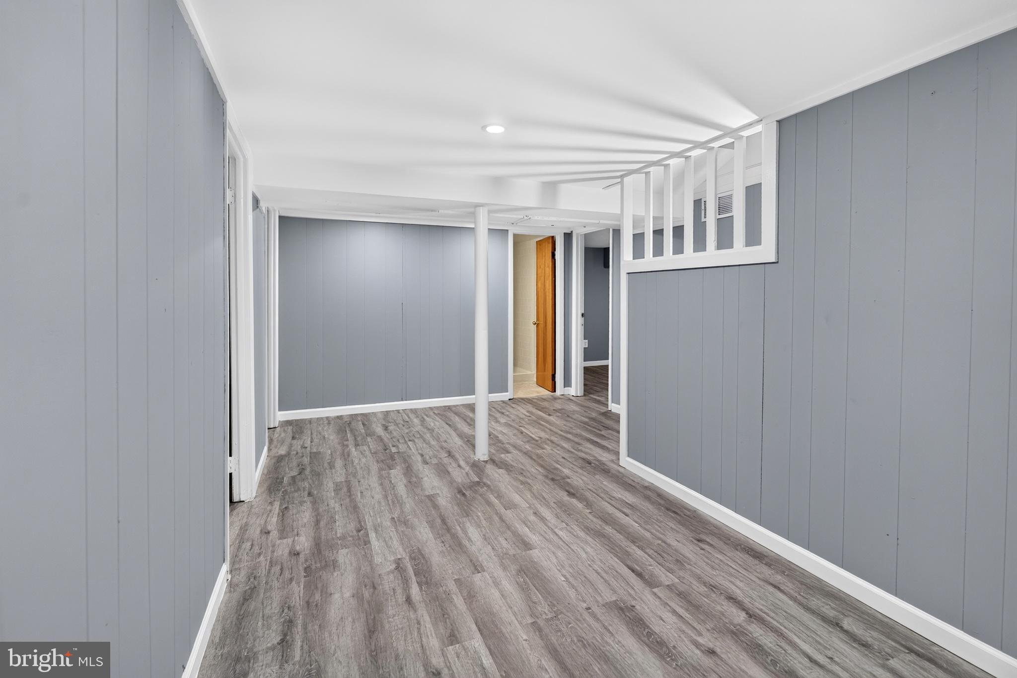 WHEATON VIEW - Residential