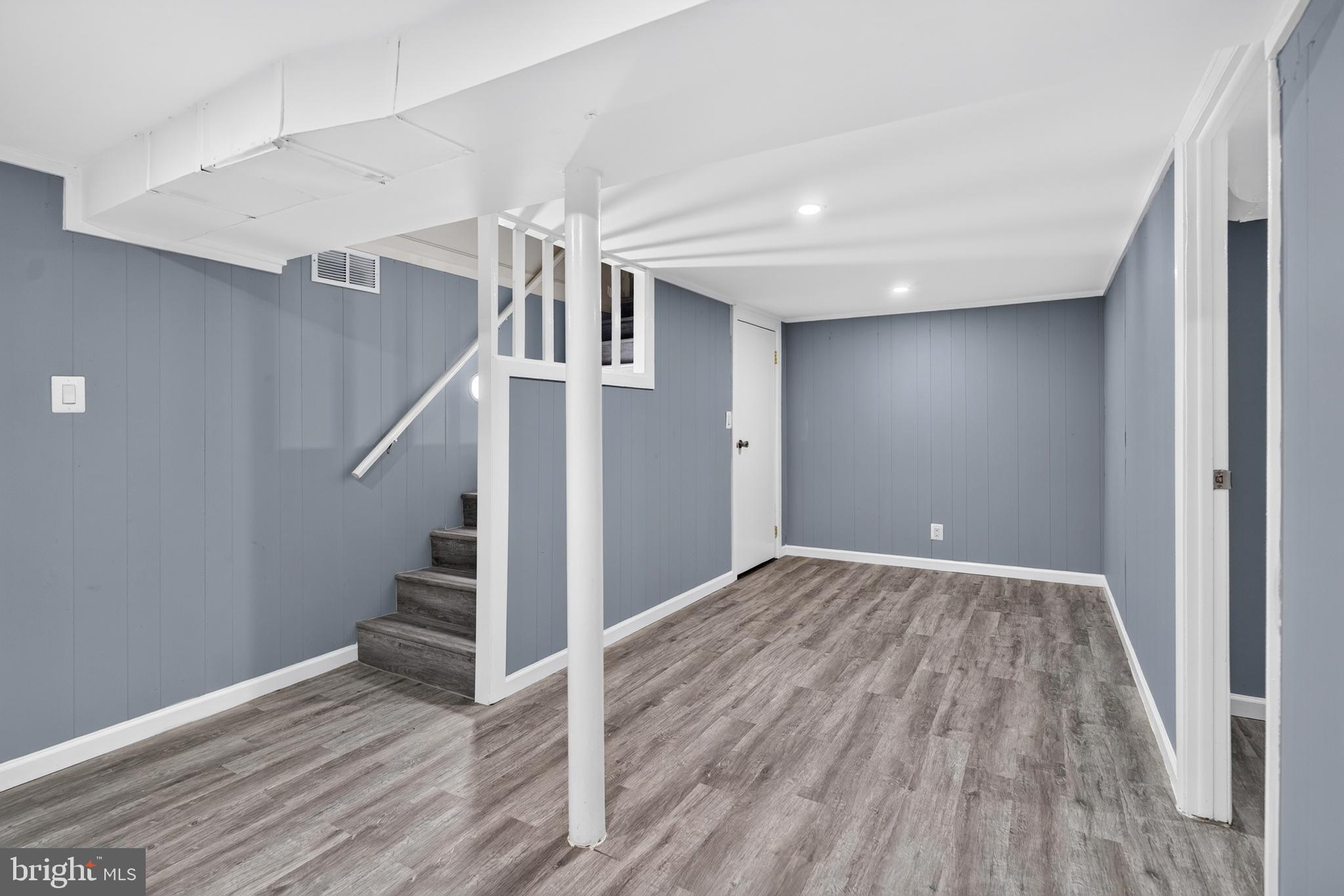 WHEATON VIEW - Residential
