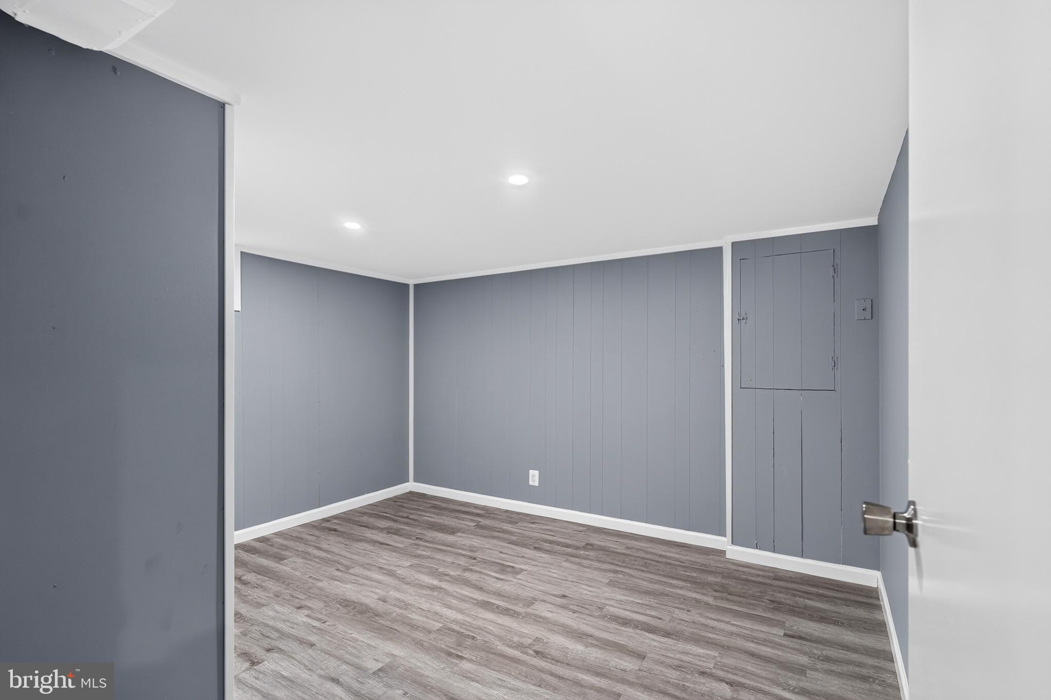 WHEATON VIEW - Residential
