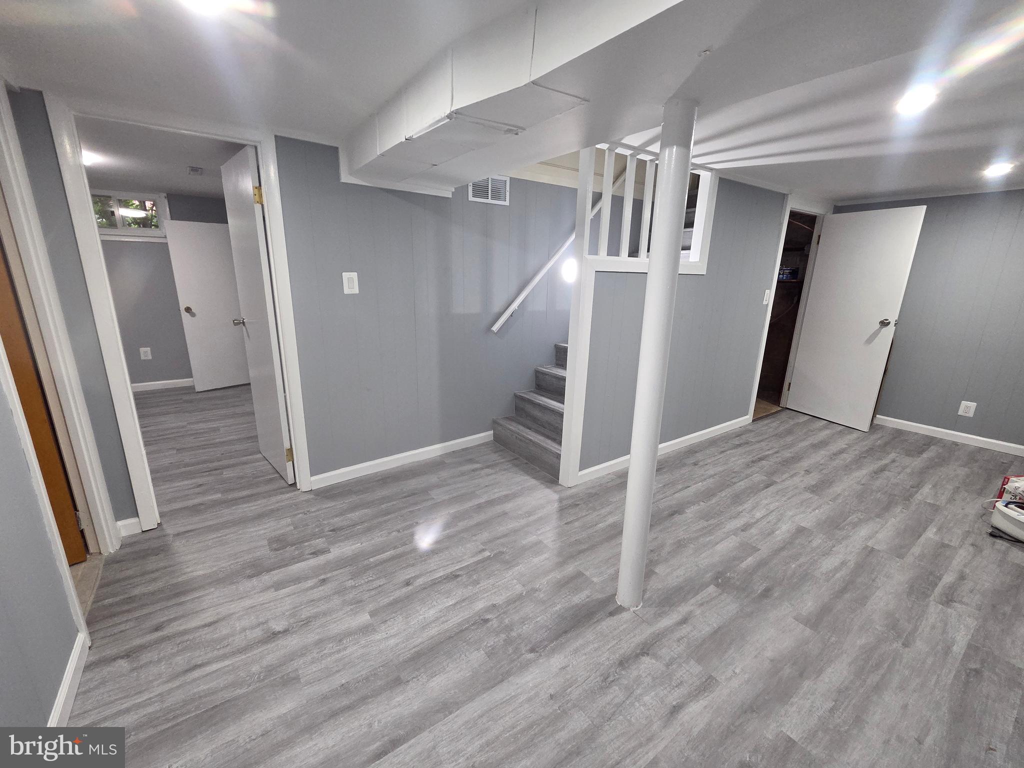 WHEATON VIEW - Residential