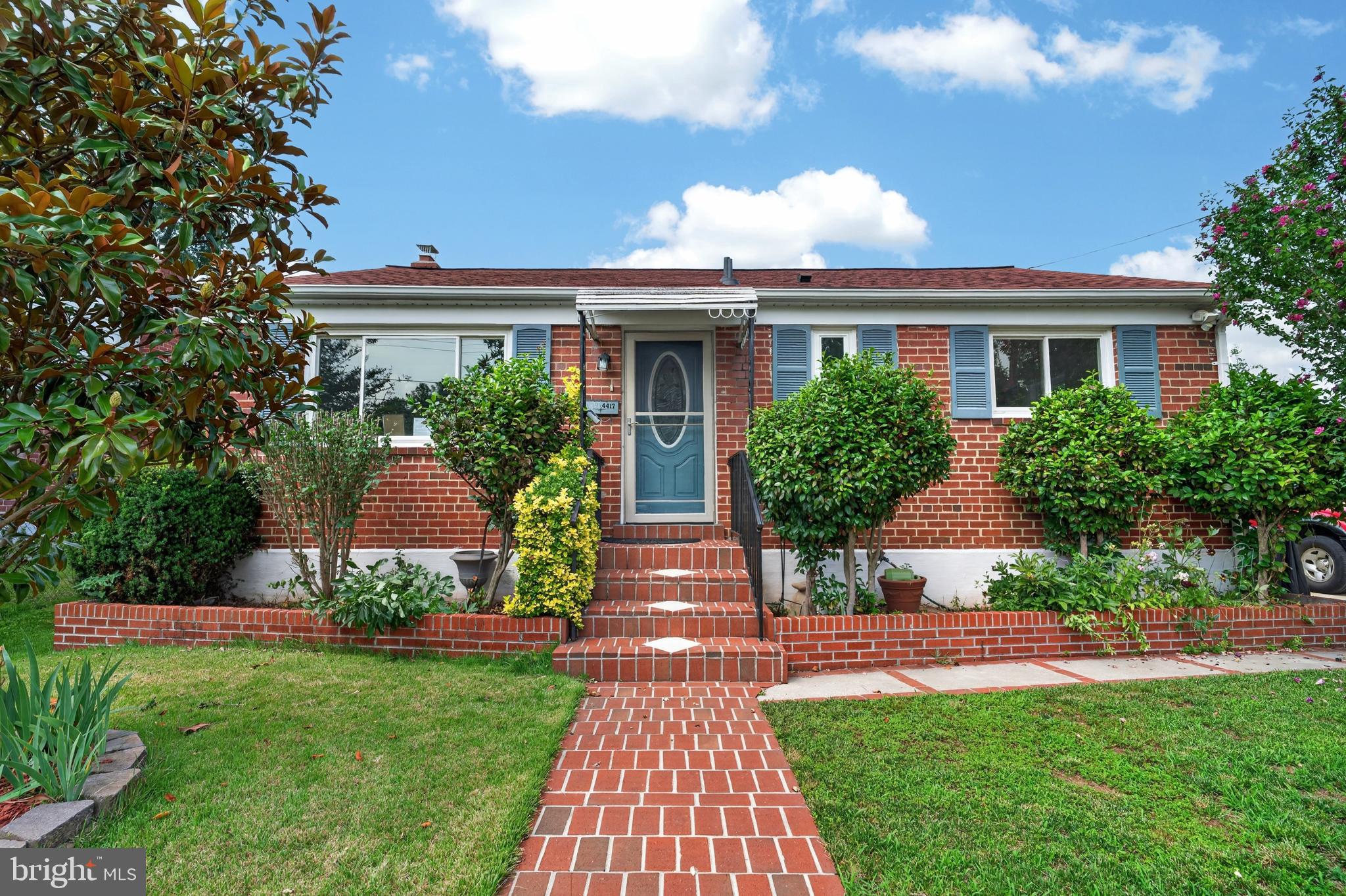 WHEATON VIEW - Residential