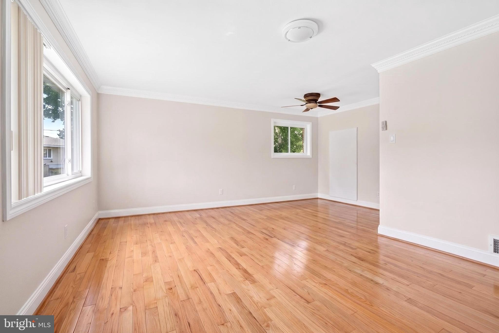 WHEATON VIEW - Residential