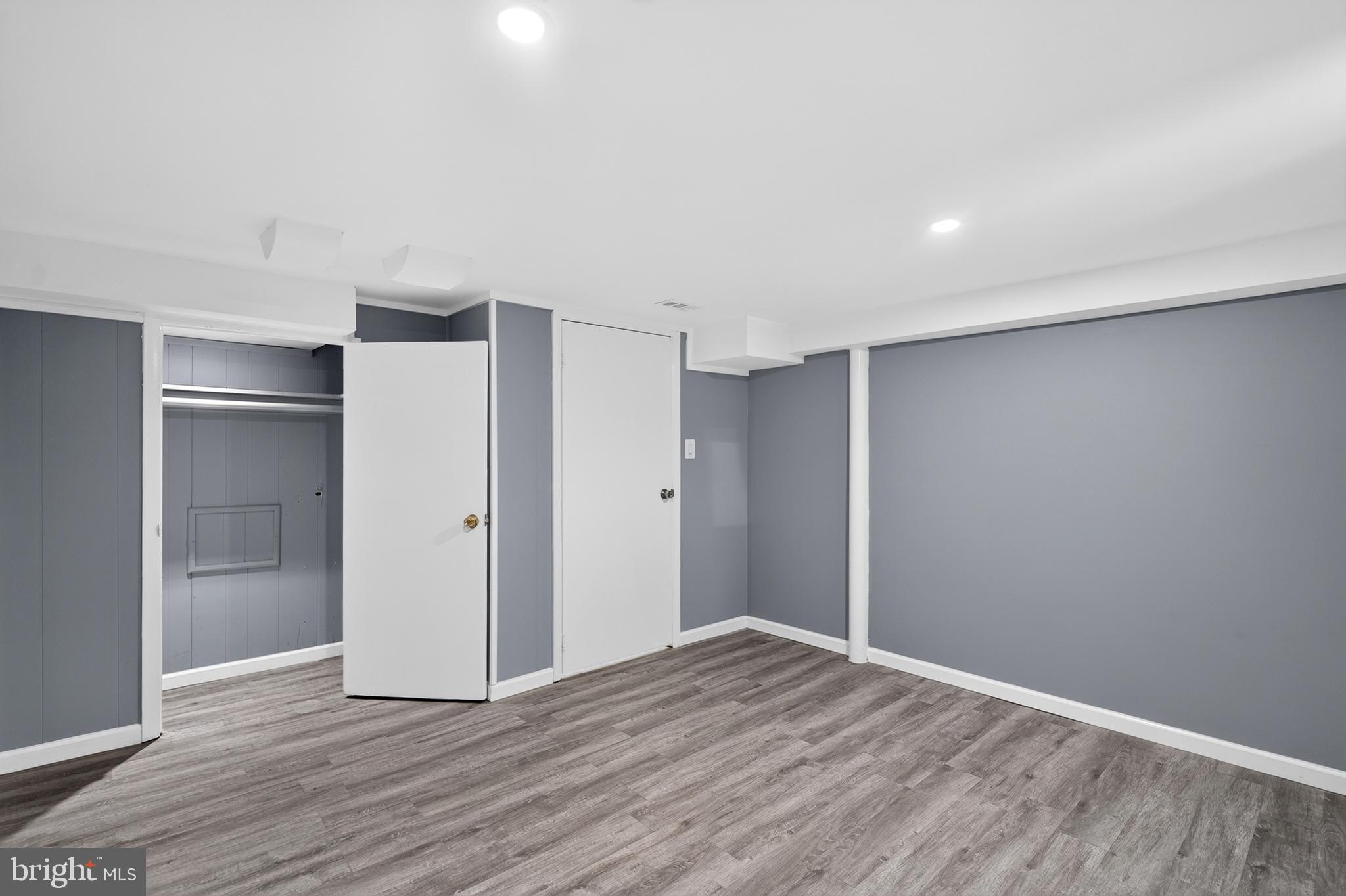 WHEATON VIEW - Residential